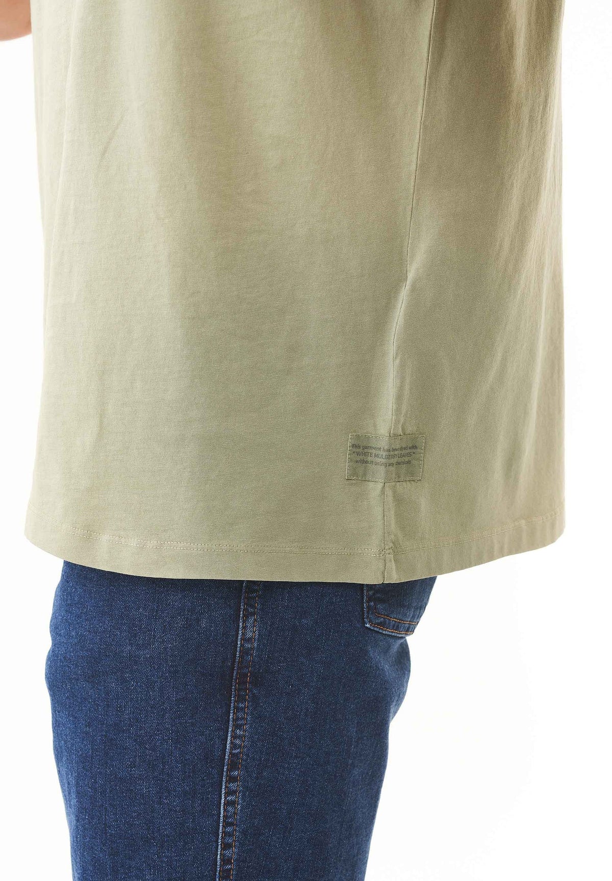 Natural dye: kleuren uit walnootschil en moerbeiblad