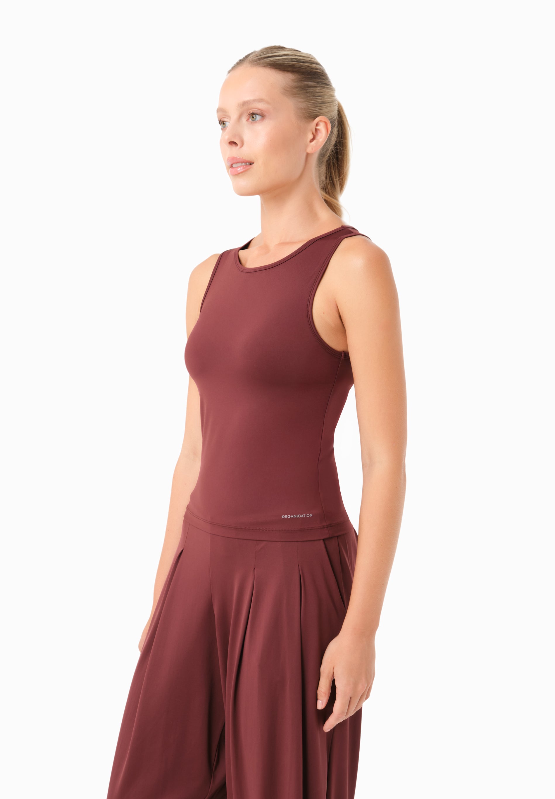 ANNYA | Sportliches Tanktop aus recyceltem Polyamid