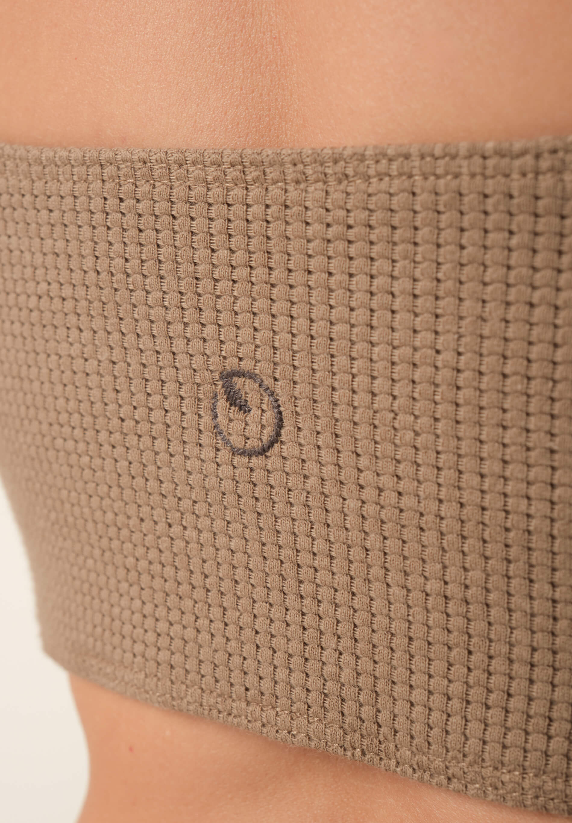 BELLA | Waffel Crop Top aus Bio-Baumwolle und recyceltem Polyester