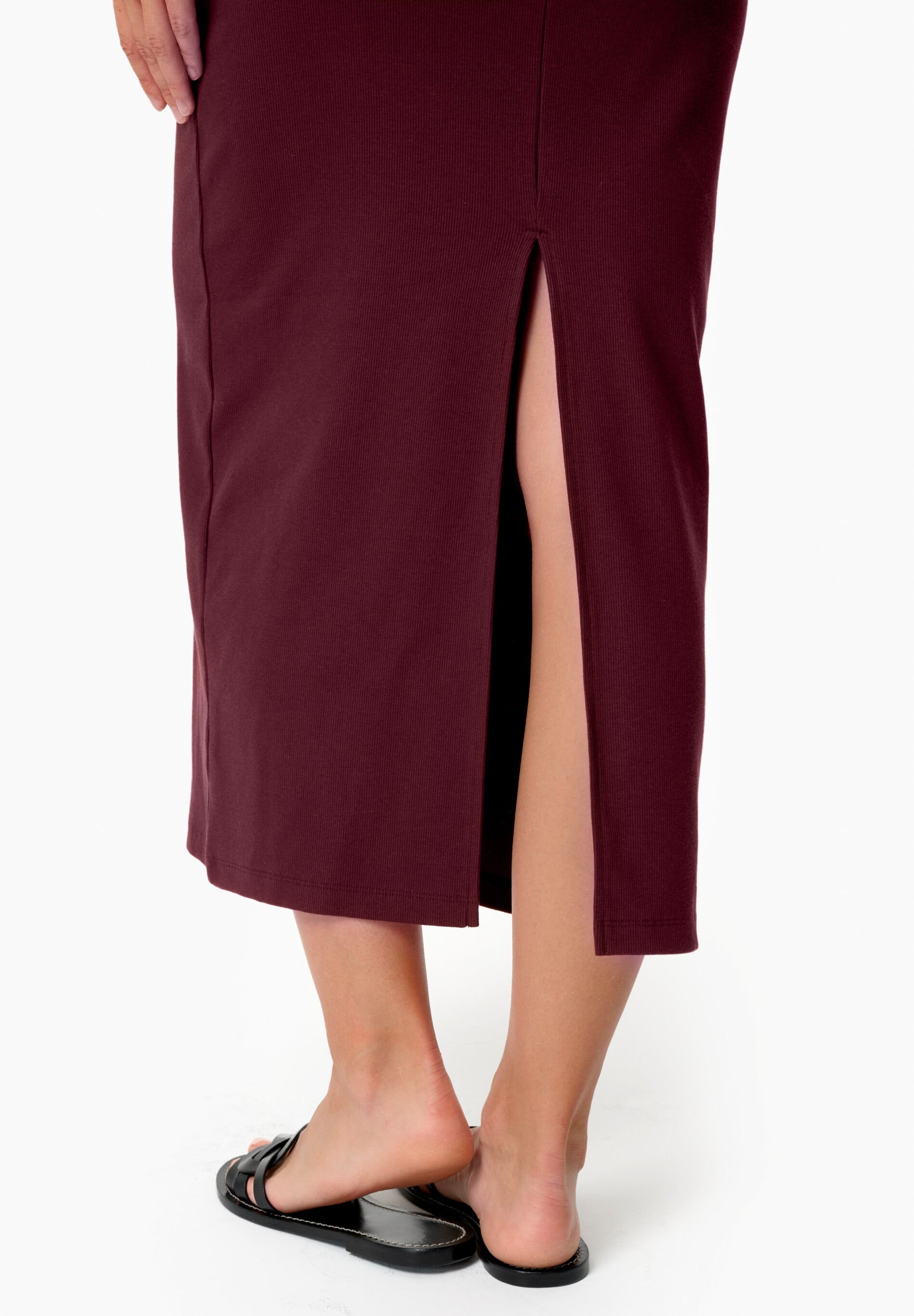 DURRU | Geripptes Kleid aus Bio-Baumwolle