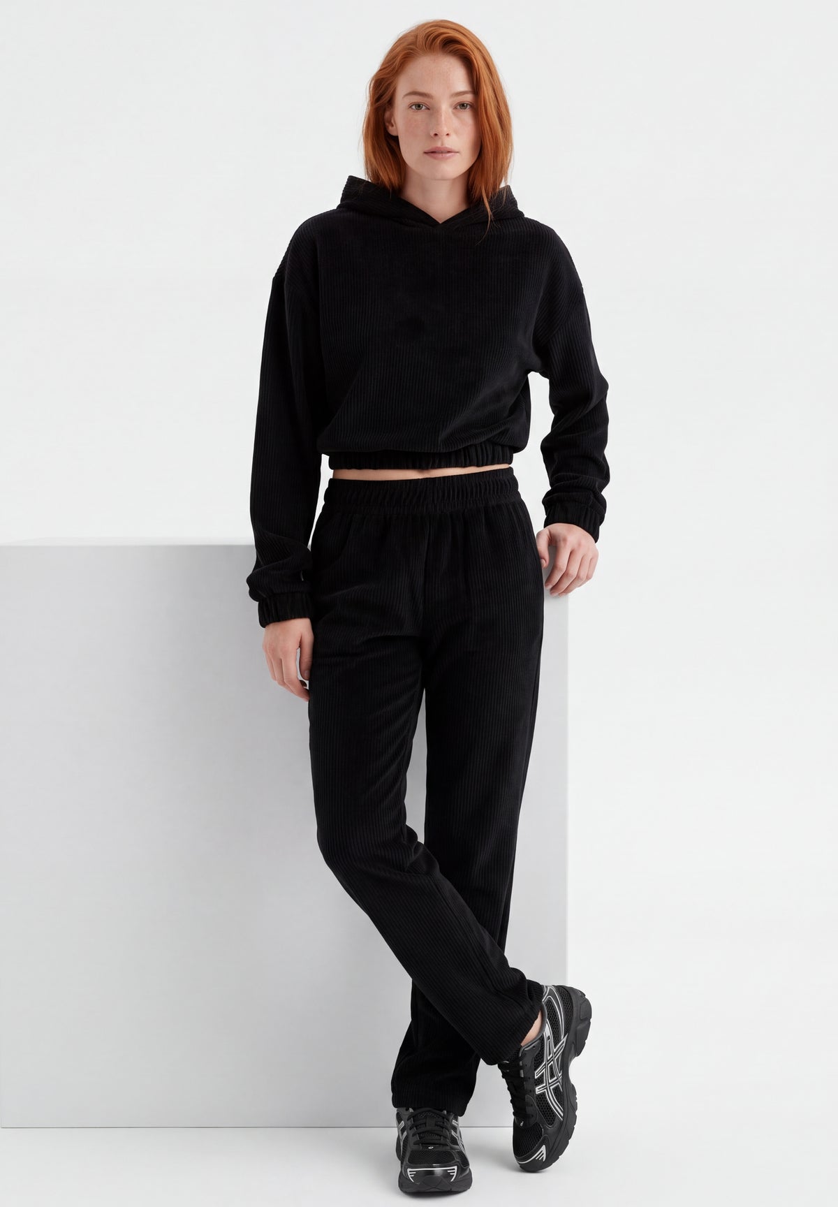 Cropped Cord-Hoodie aus Bio-Baumwolle