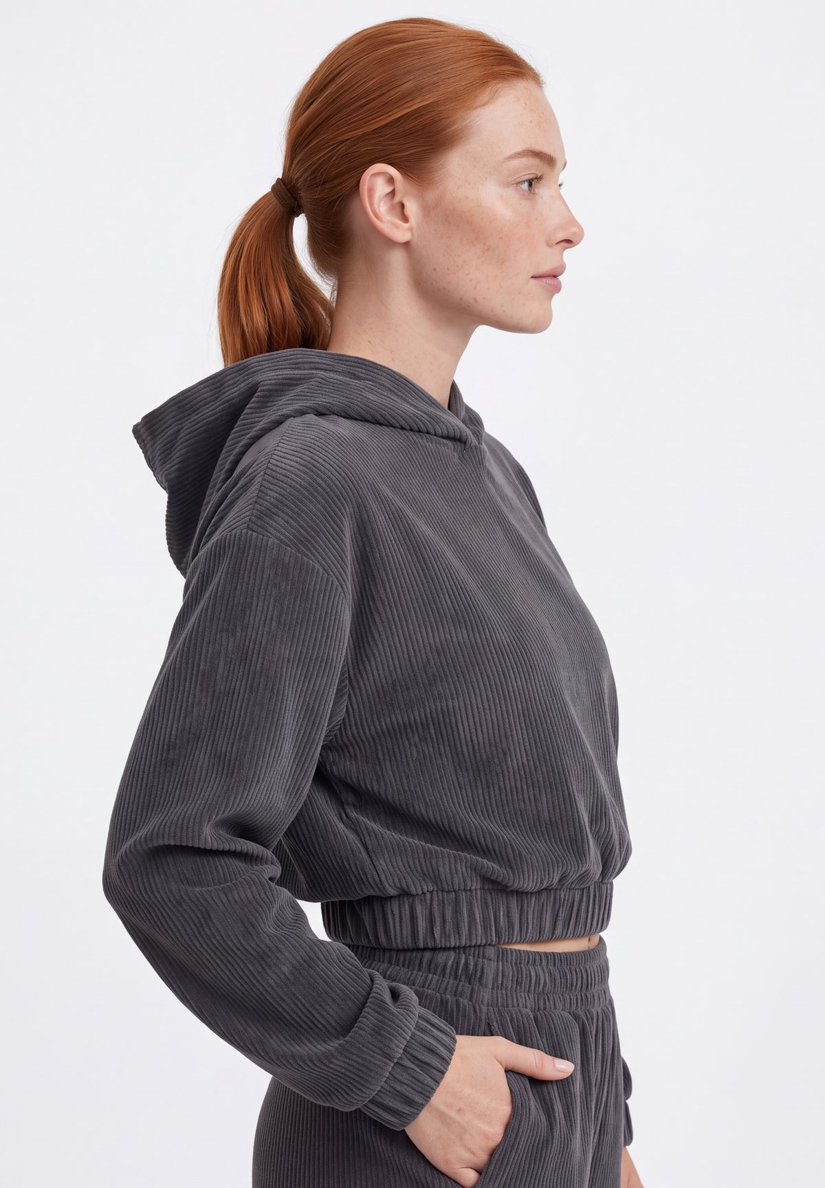 Cropped Cord-Hoodie aus Bio-Baumwolle