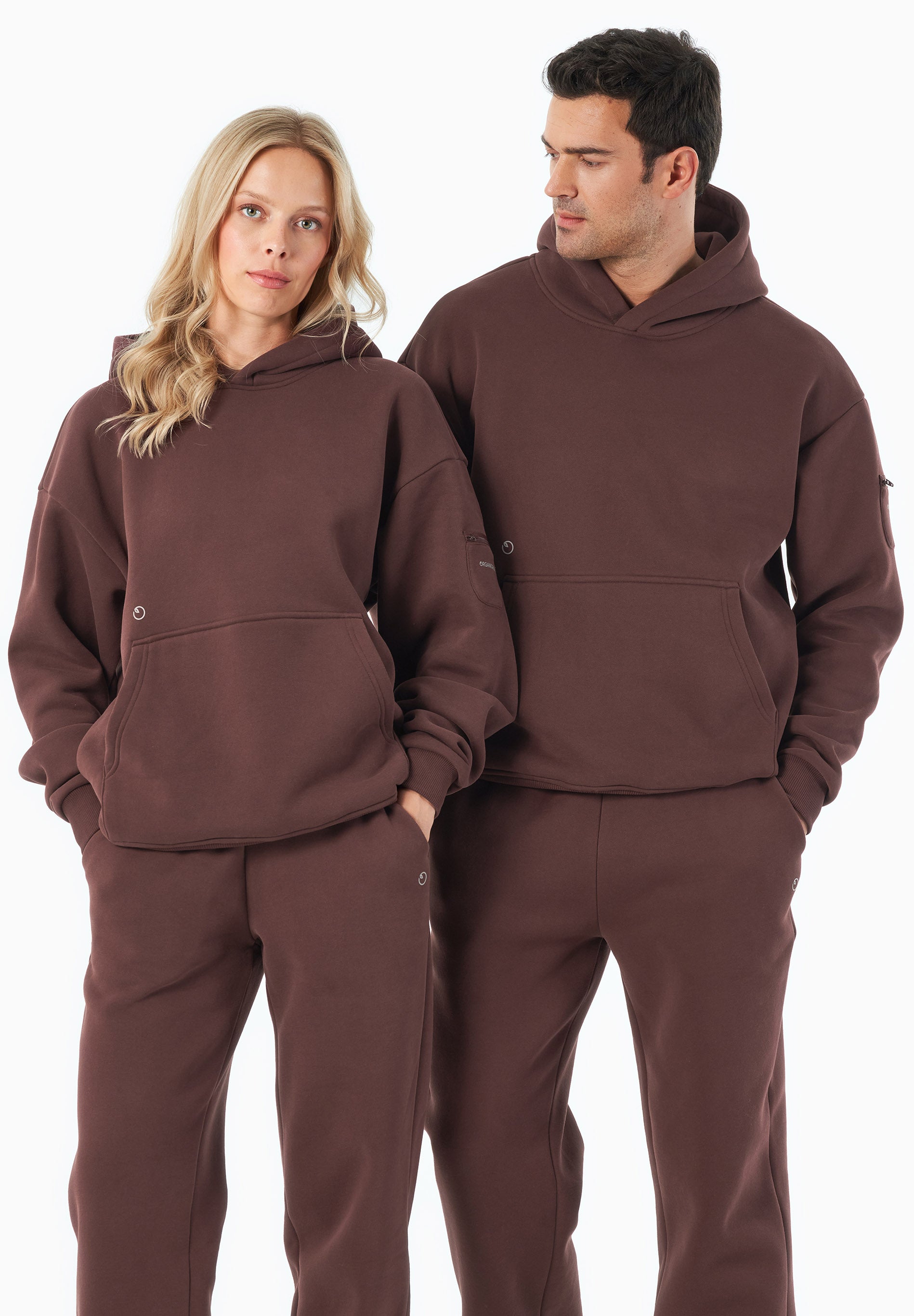 HARVINN | Essentials Travel Unisex Hoodie aus Bio-Baumwolle und recyceltem Polyester