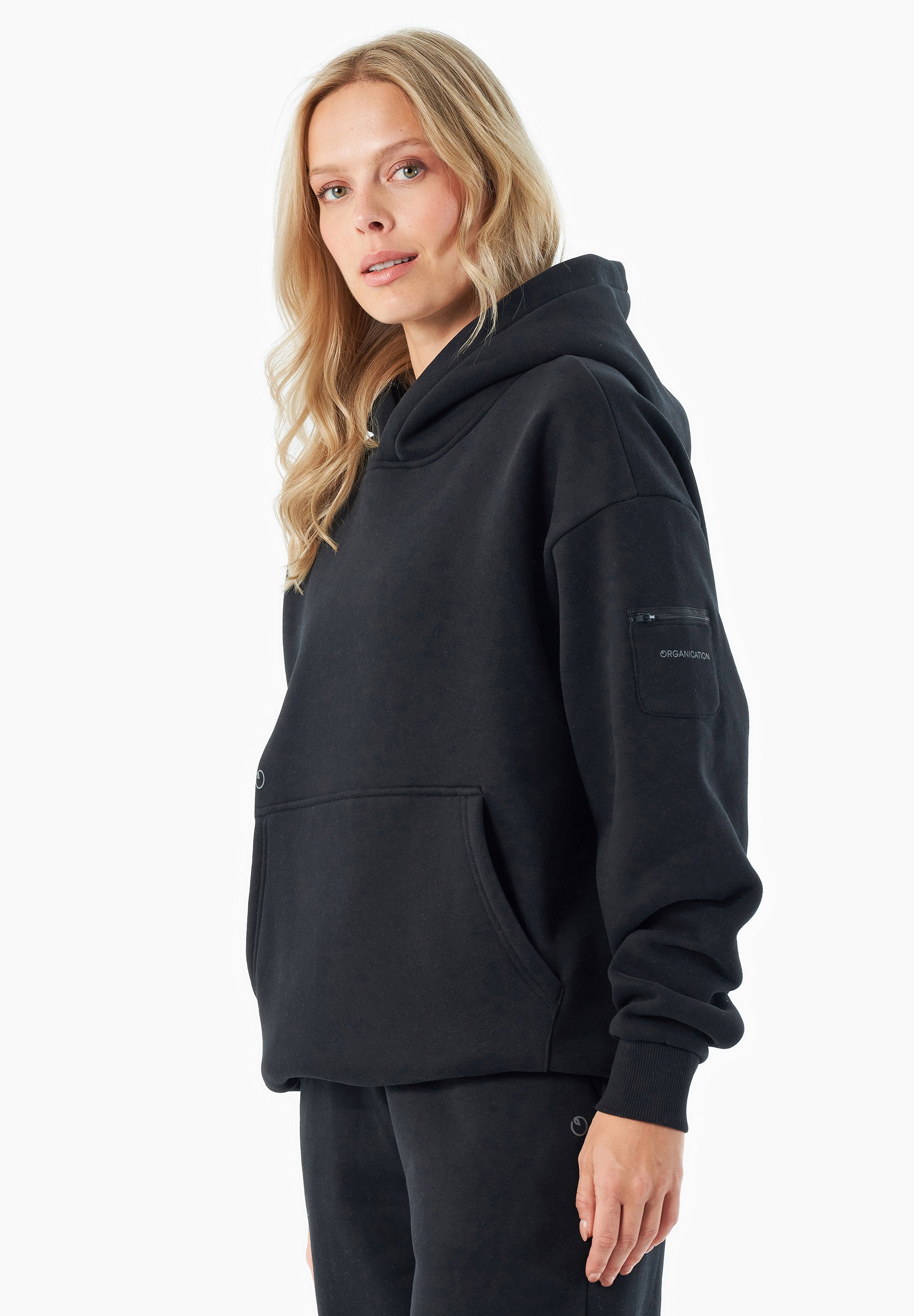 HARVINN | Essentials Travel Unisex Hoodie aus Bio-Baumwolle und recyceltem Polyester