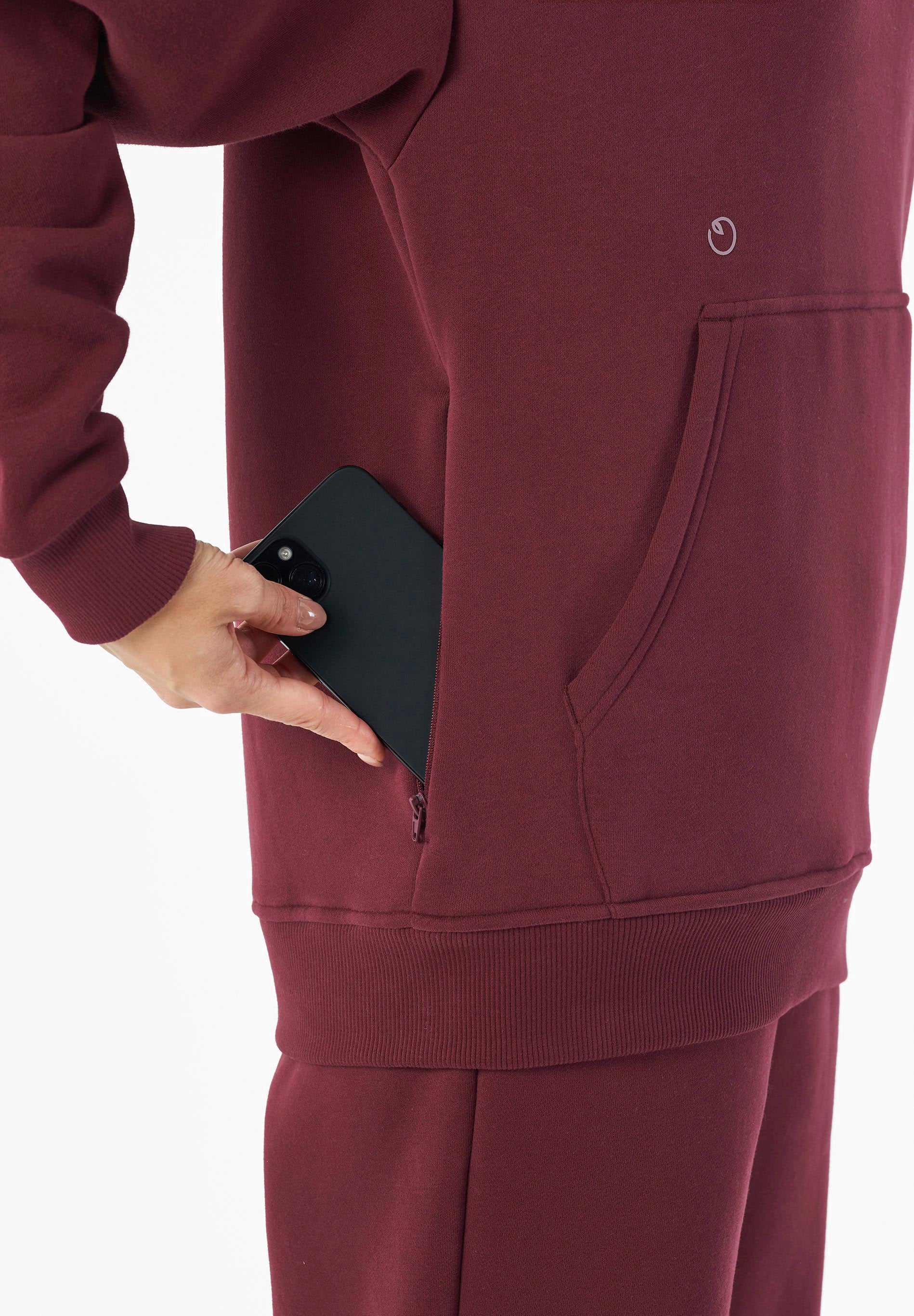 HARVINN | Essentials Travel Unisex Hoodie aus Bio-Baumwolle und recyceltem Polyester