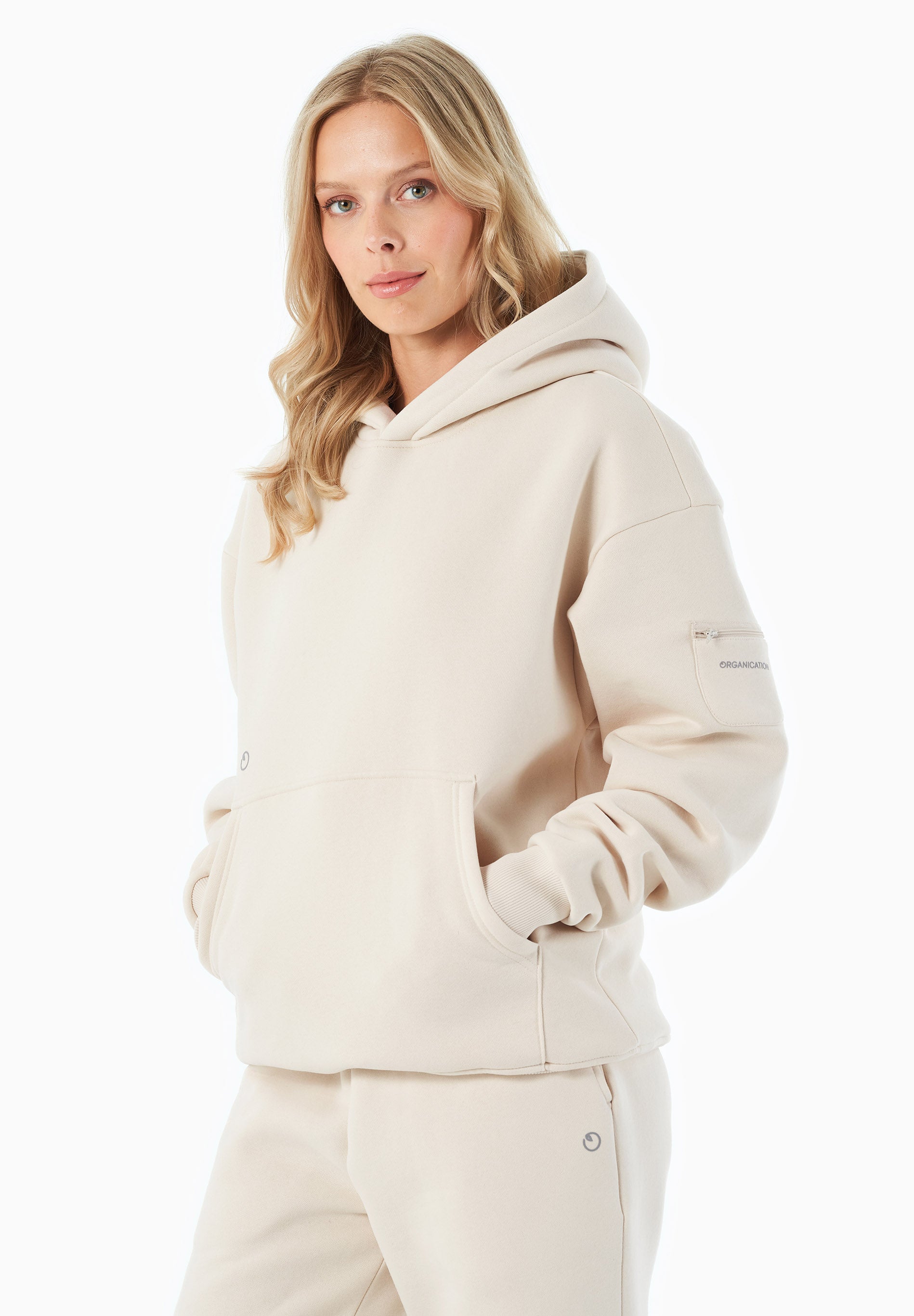 HARVINN | Essentials Travel Unisex Hoodie aus Bio-Baumwolle und recyceltem Polyester