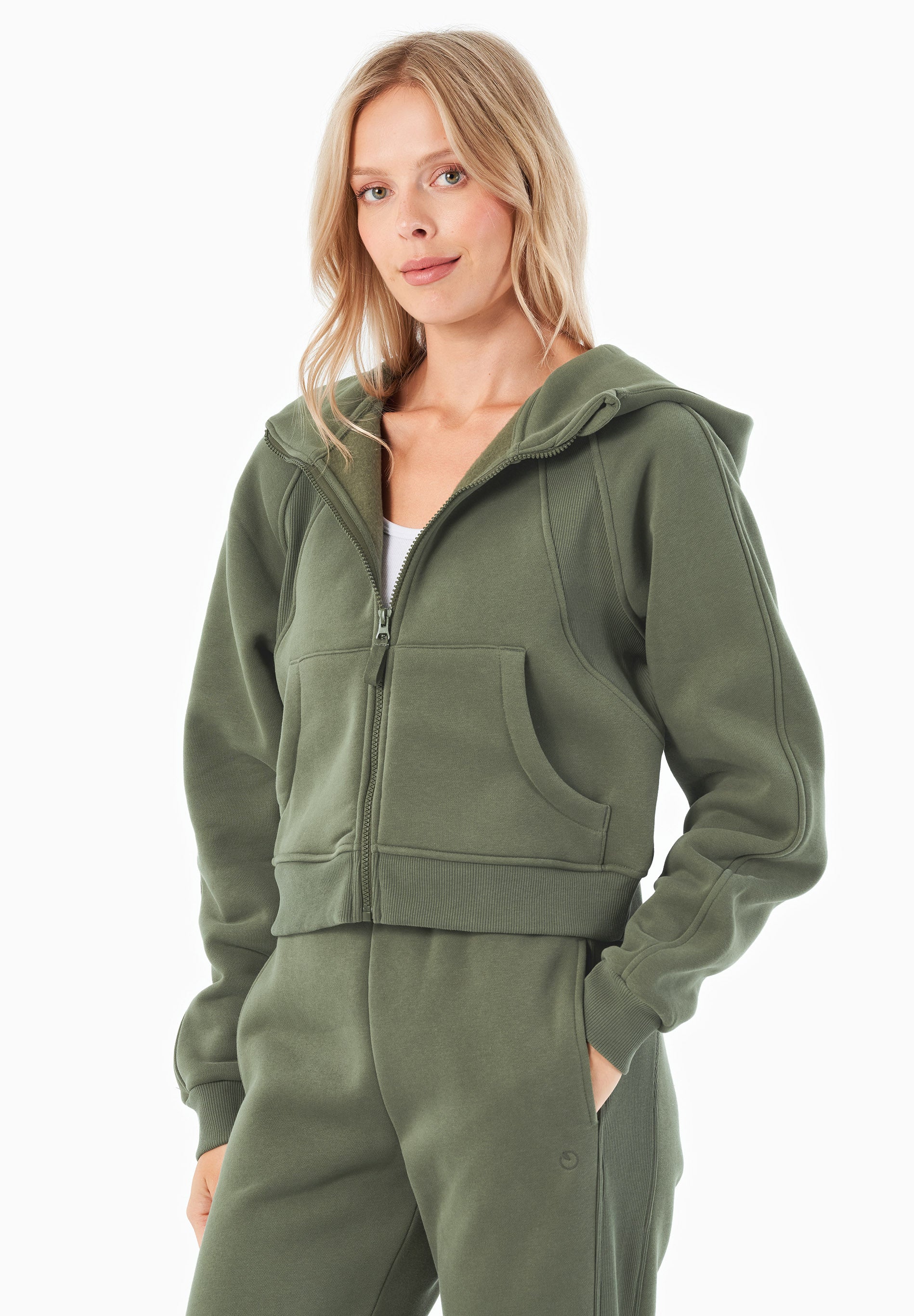 JODDY | Essentials Full Zip-Hoodie aus Bio-Baumwolle und recyceltem Polyester