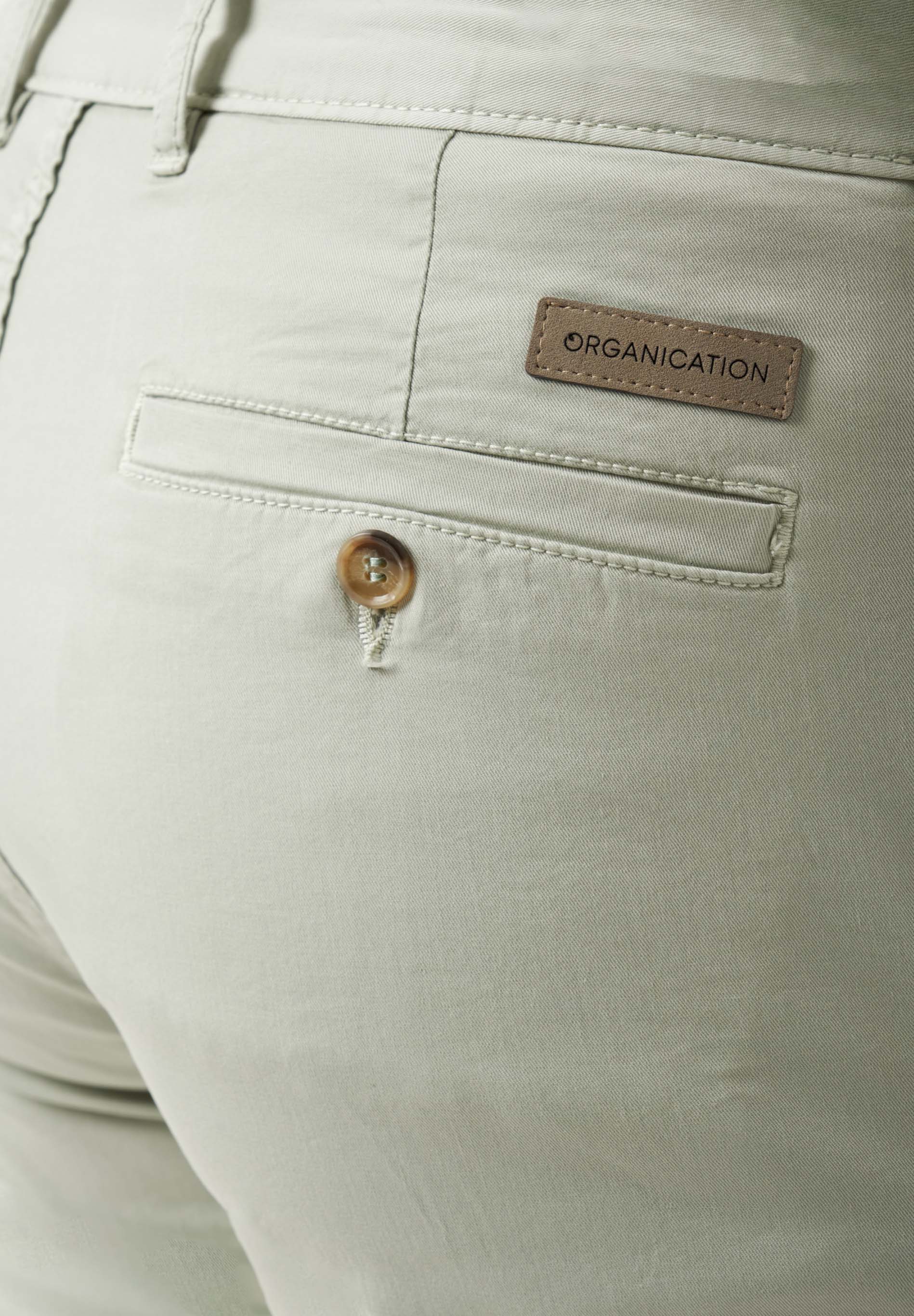 Slim-Fit Chino-Shorts aus Bio-Baumwolle