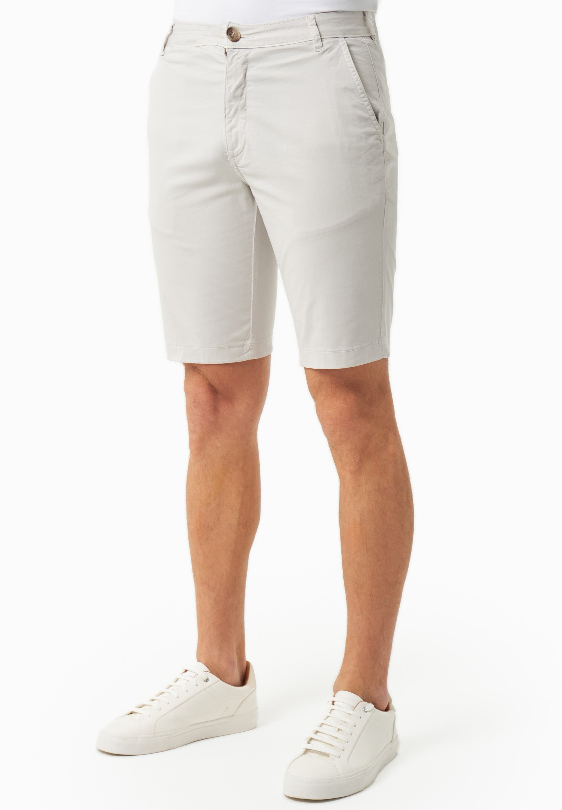 Slim-Fit Chino-Shorts aus Bio-Baumwolle