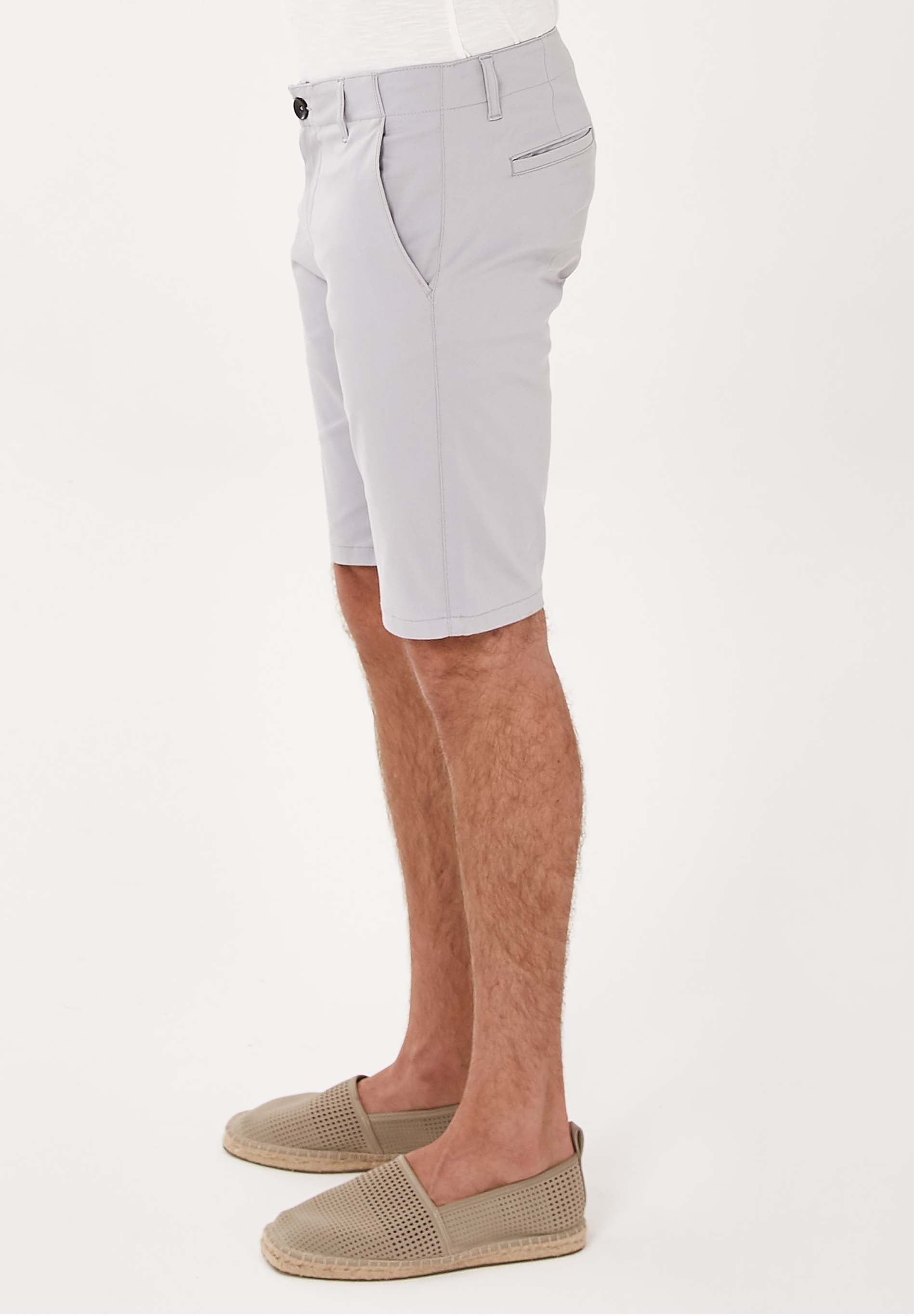 Chino-Shorts aus Bio-Baumwolle