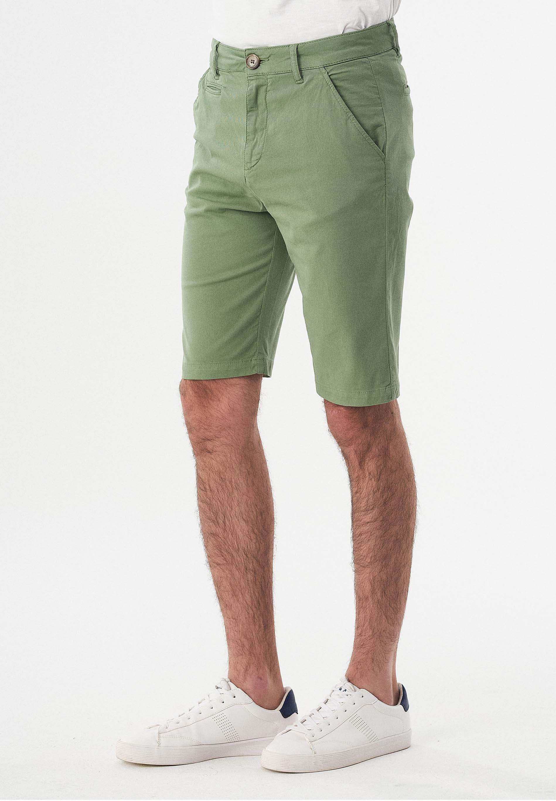 Slim Chino-Shorts aus Bio-Baumwolle