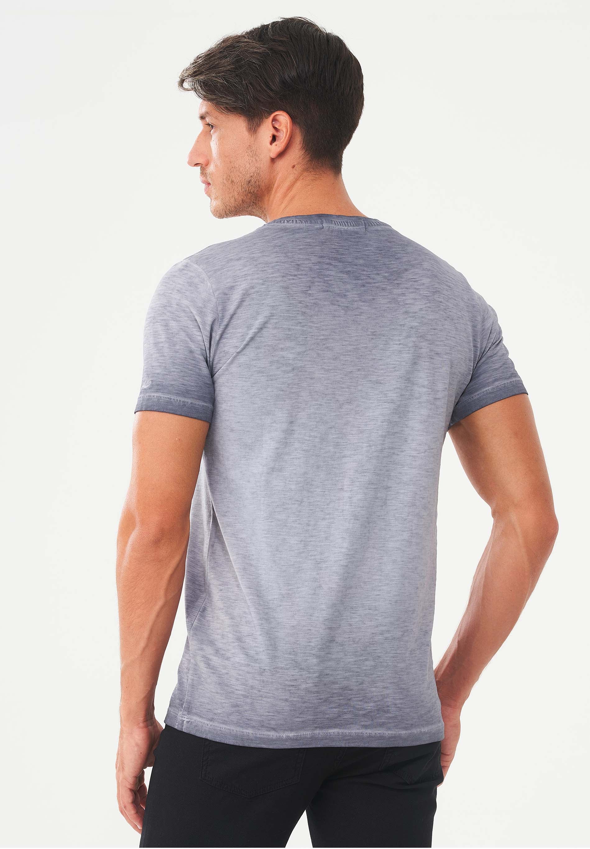 Garment Dyed T-Shirt aus Bio-Baumwolle mit Bär-Print