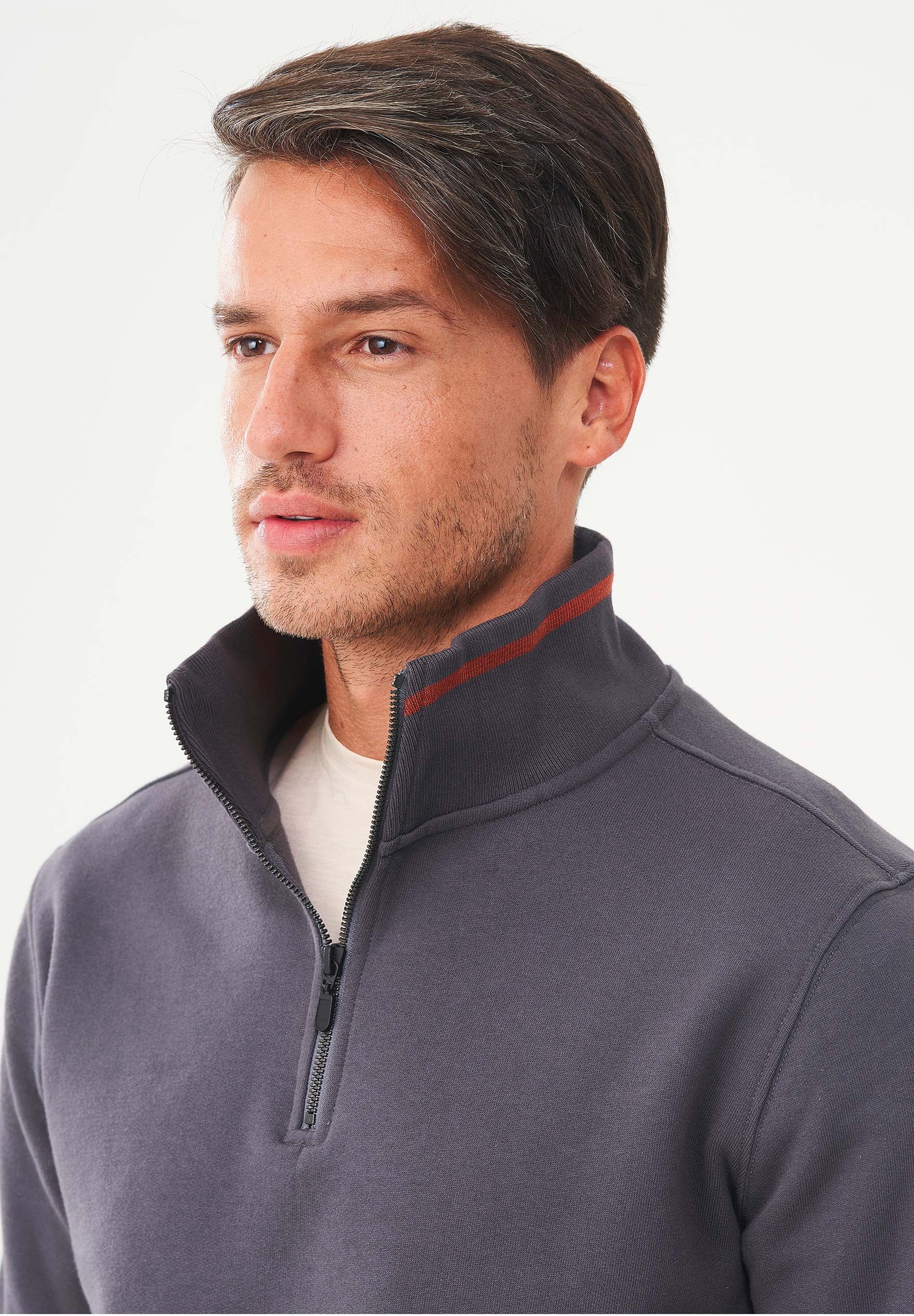 Sweatshirt aus Bio-Baumwolle mit Stehkragen