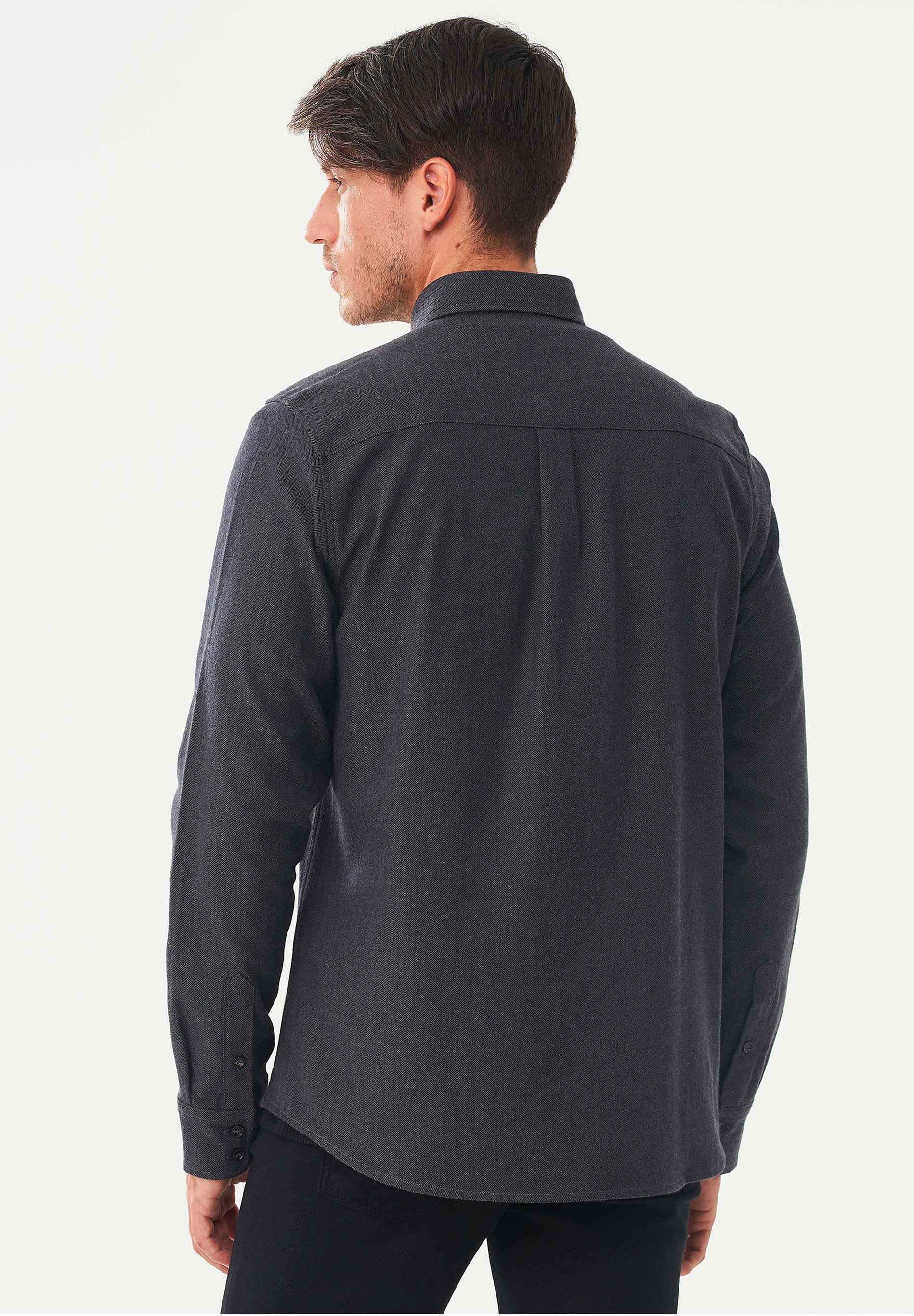 Herringbone Hemd aus Bio-Baumwolle