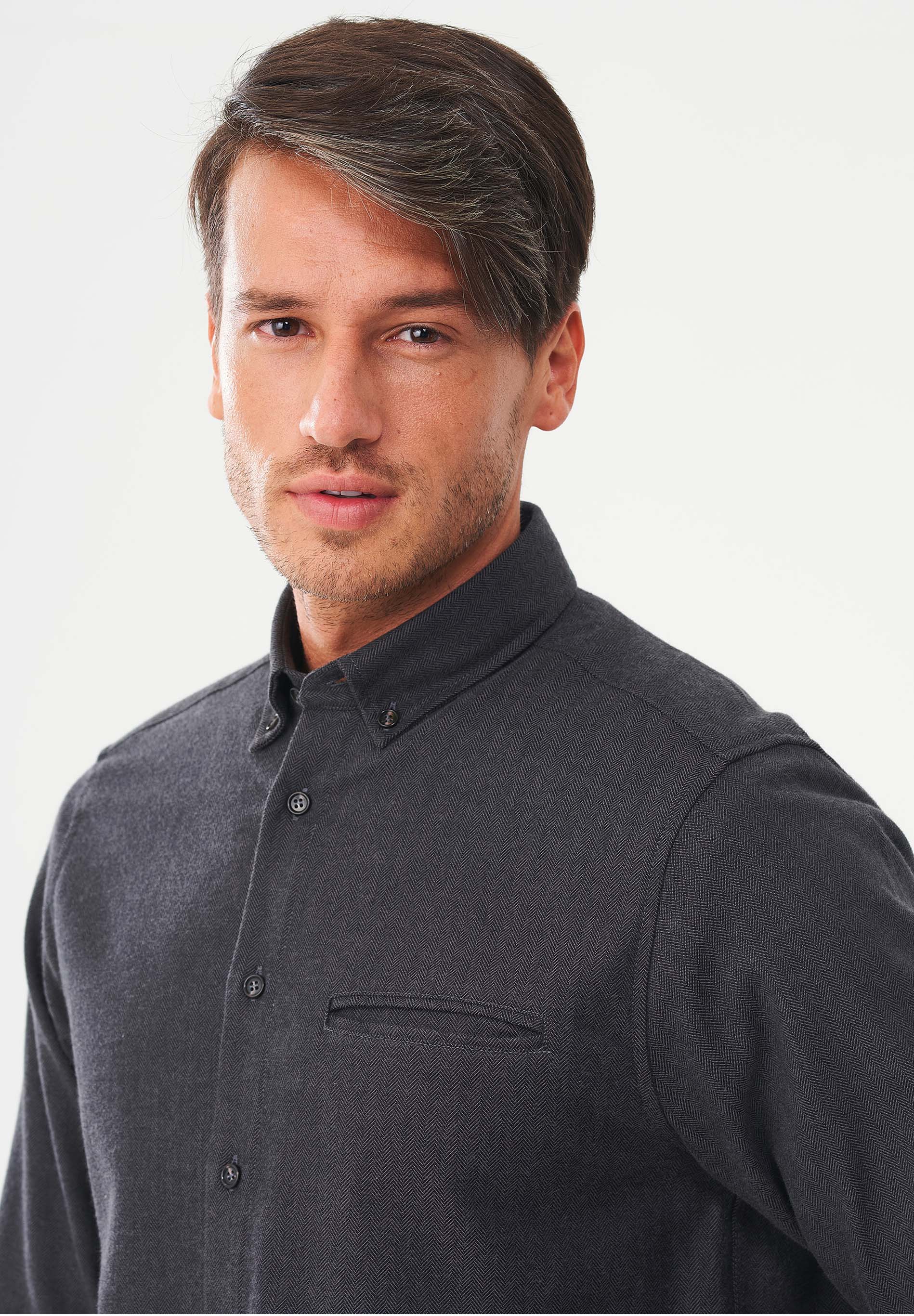 Herringbone Hemd aus Bio-Baumwolle