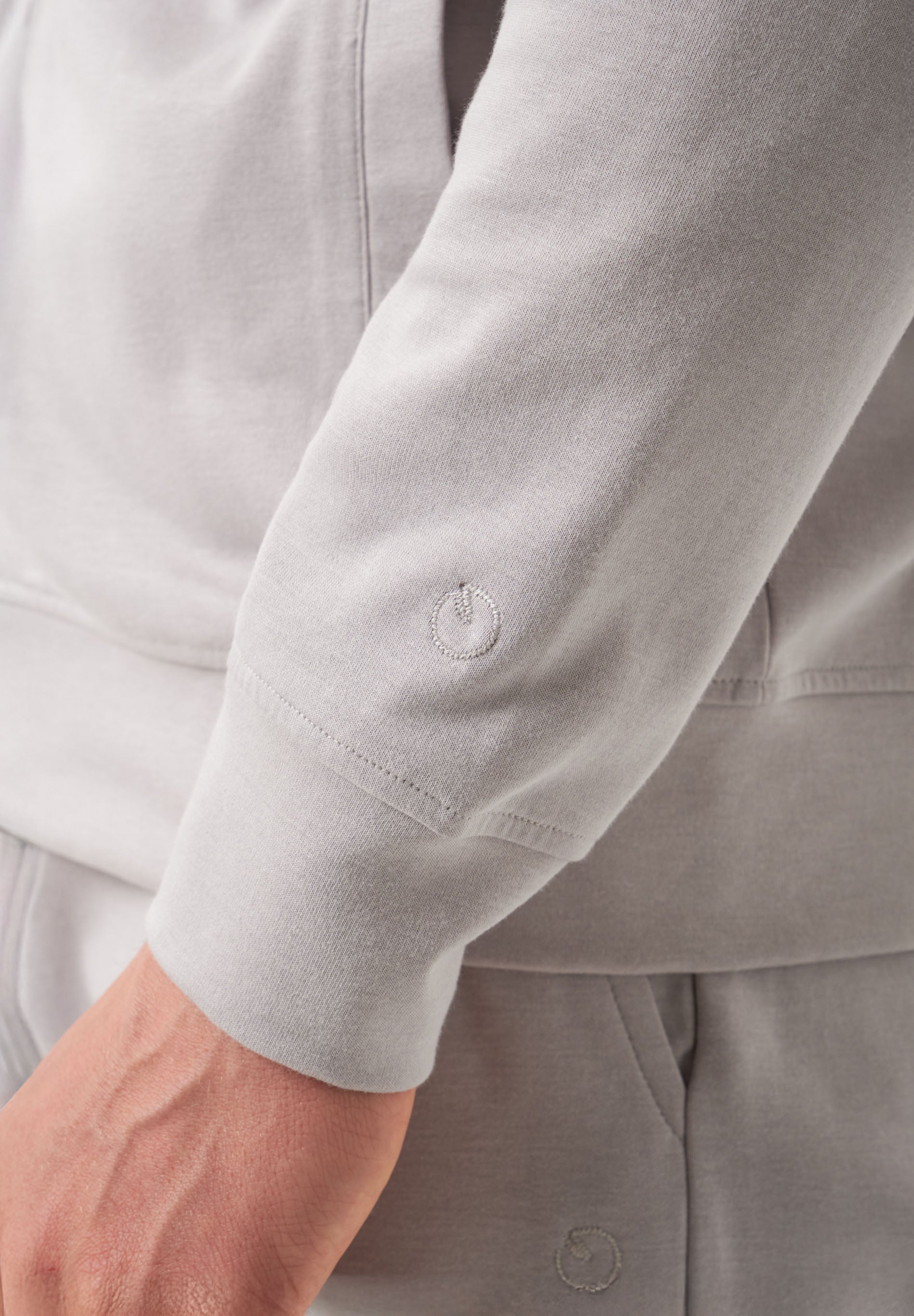 Sweatjacke aus TENCEL™ Modal und Bio-Baumwolle