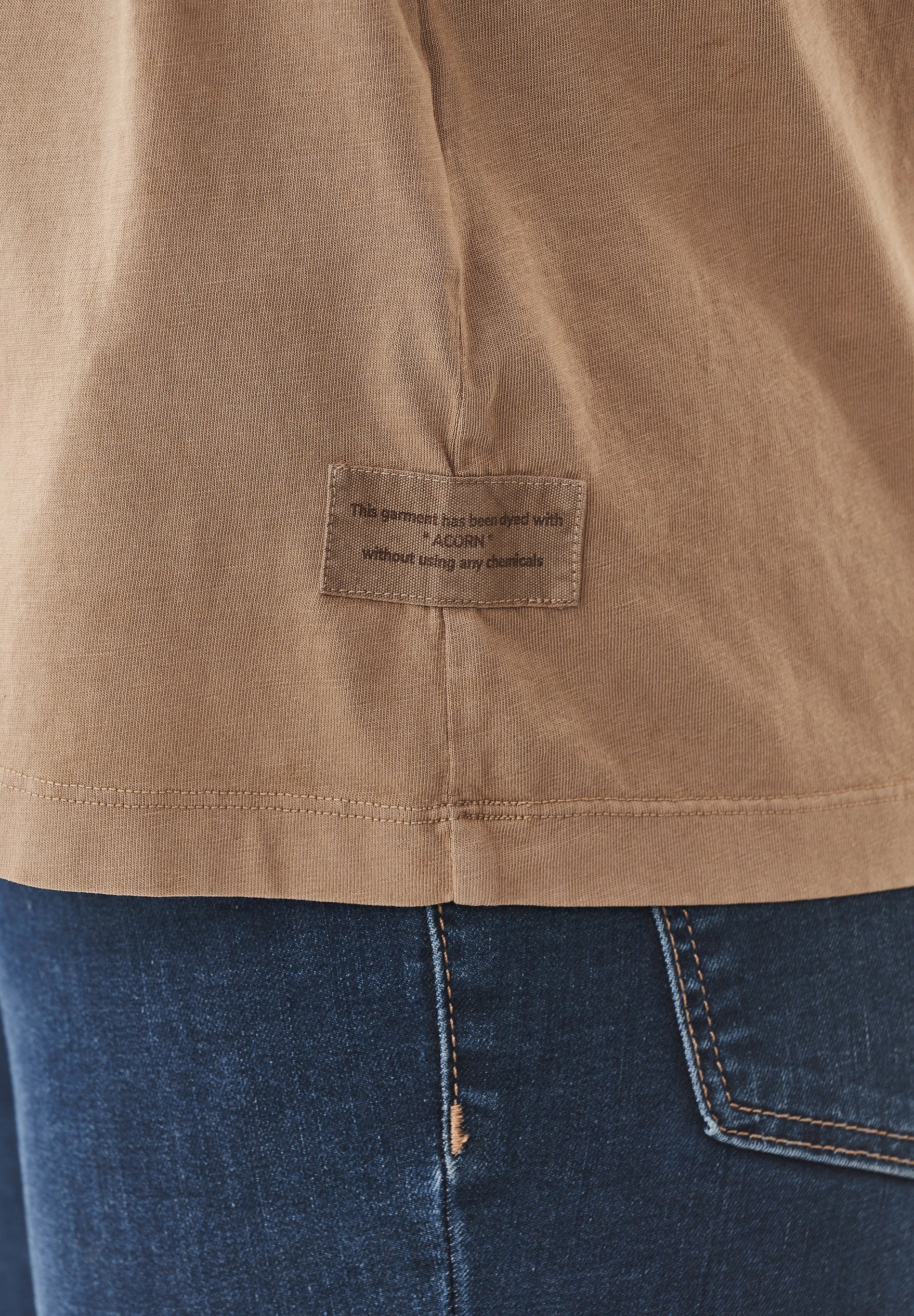 Natural Dye T-Shirt aus Bio-Baumwolle