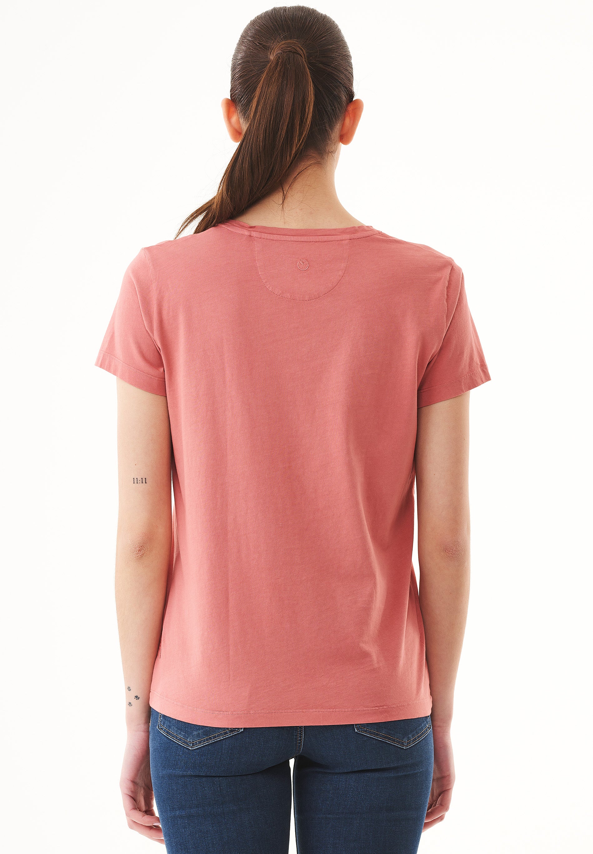 Natural Dye T-Shirt aus Bio-Baumwolle
