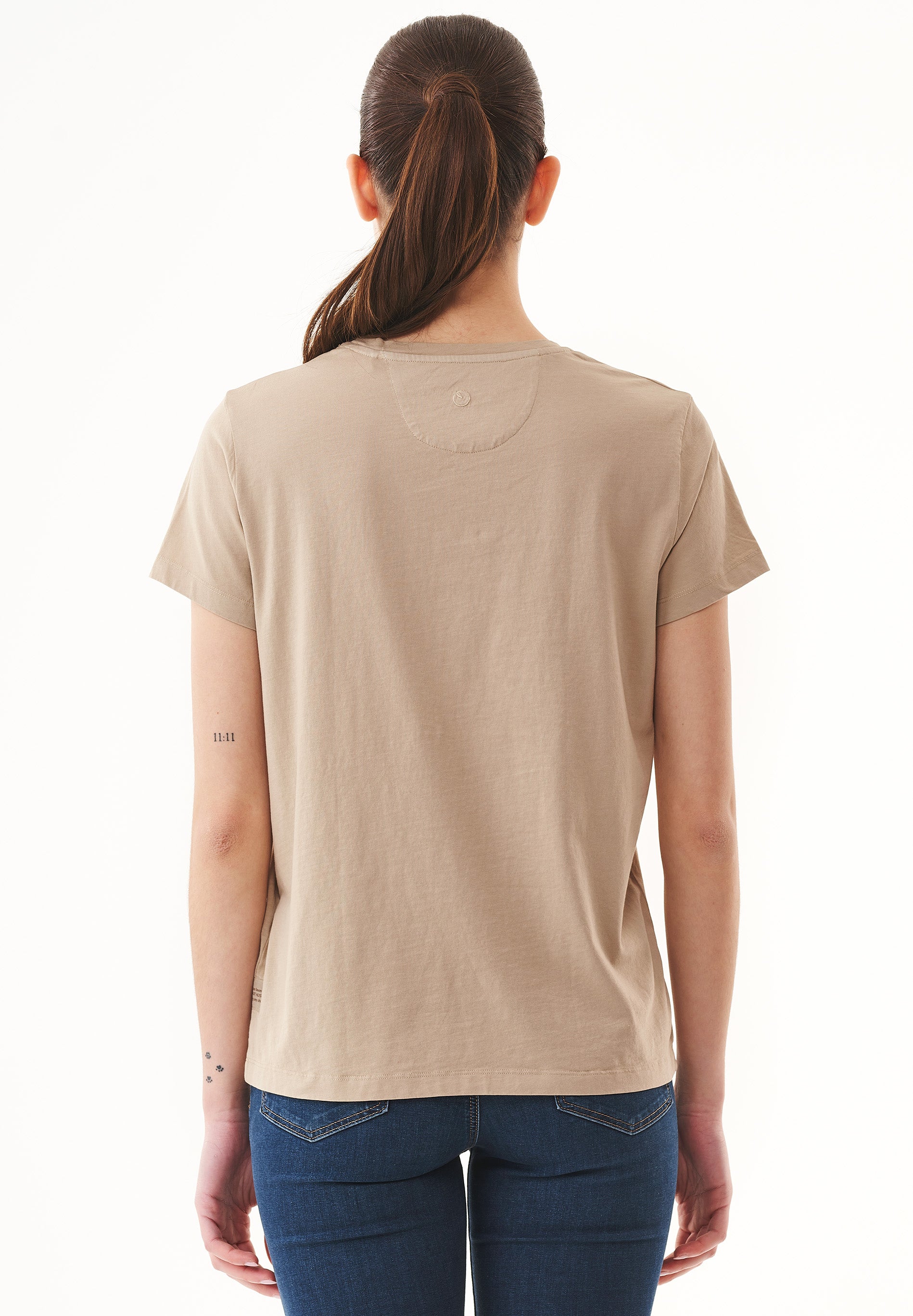 Natural Dye T-Shirt aus Bio-Baumwolle