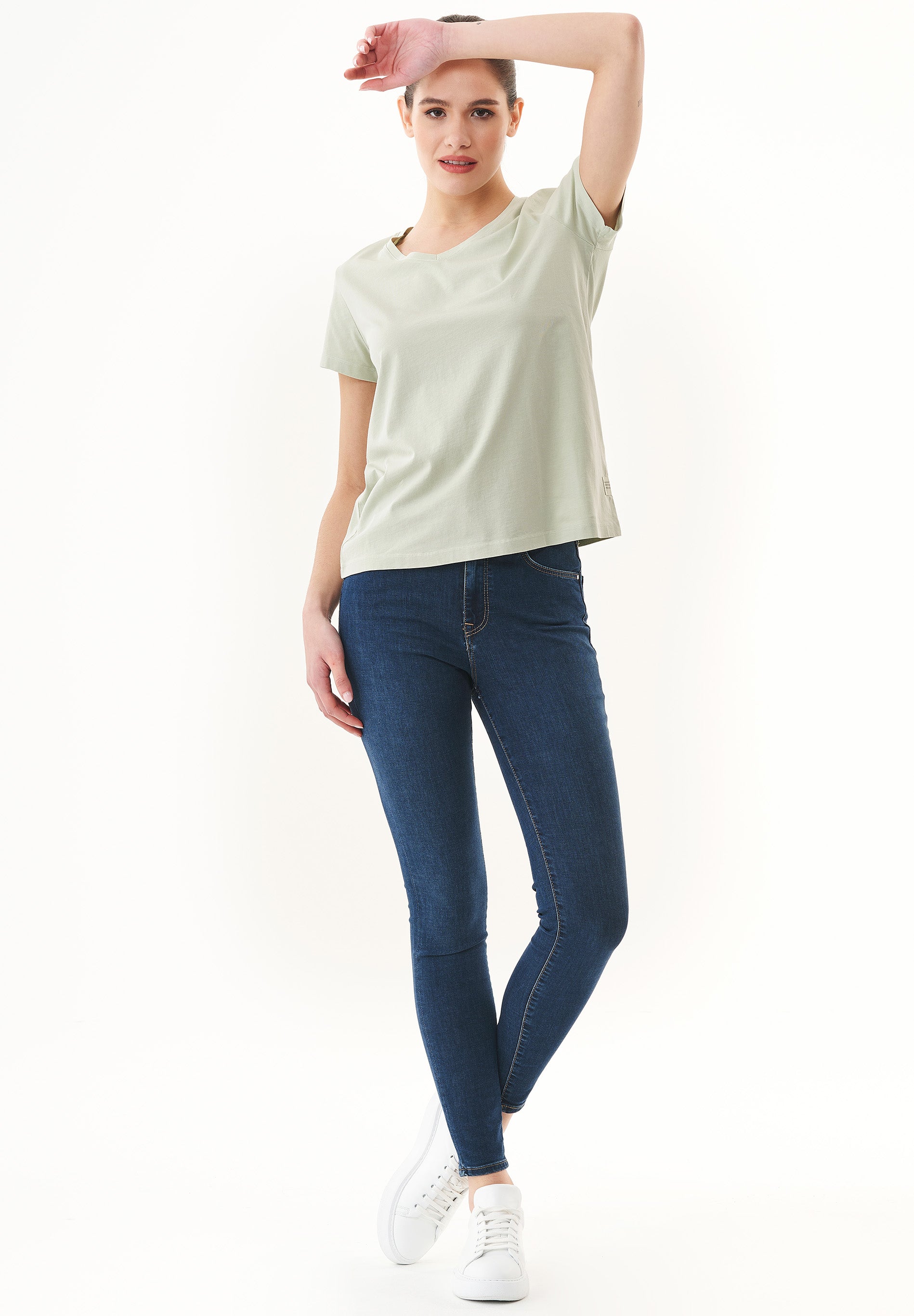 Natural Dye T-Shirt aus Bio-Baumwolle