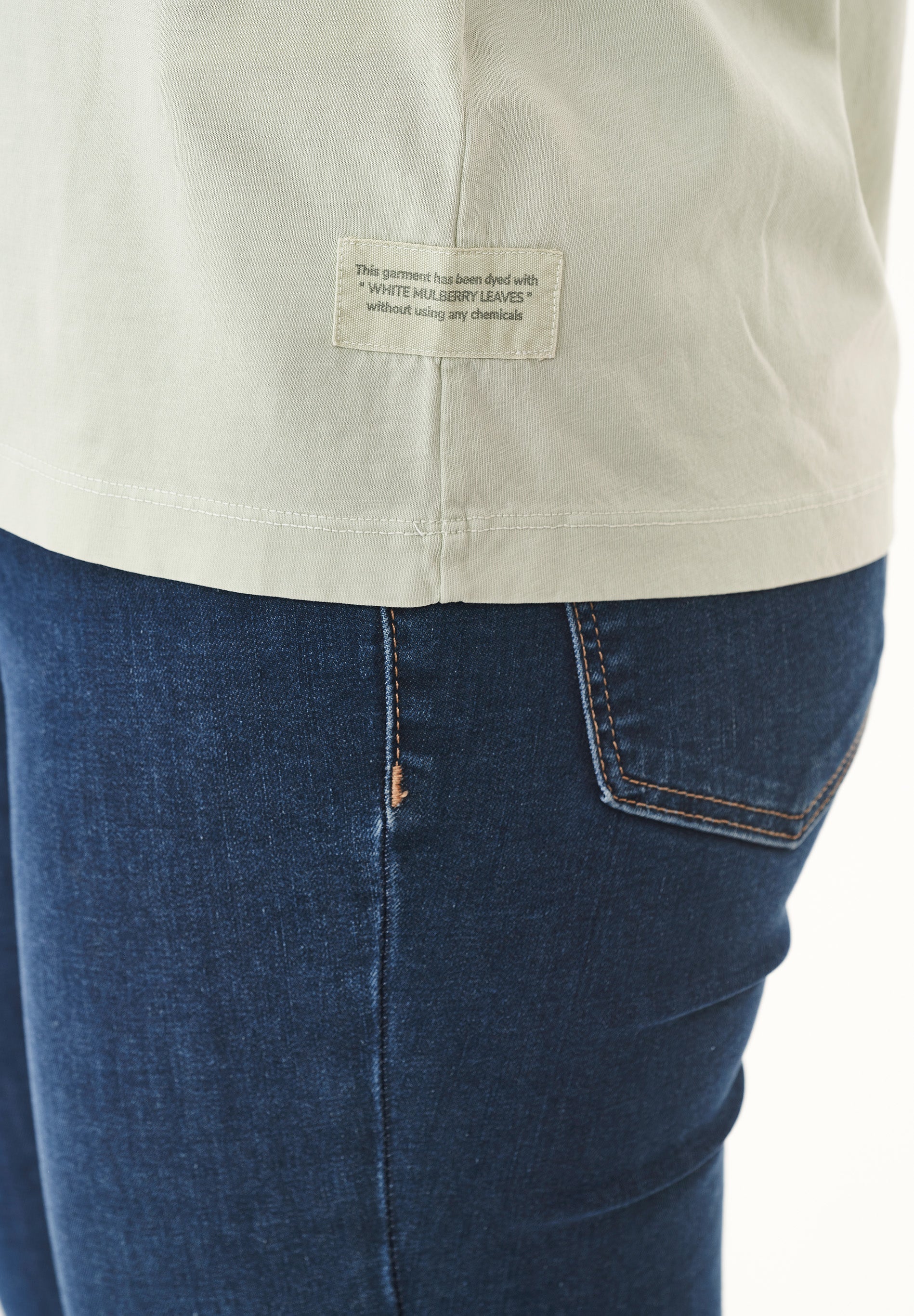 Natural Dye T-Shirt aus Bio-Baumwolle