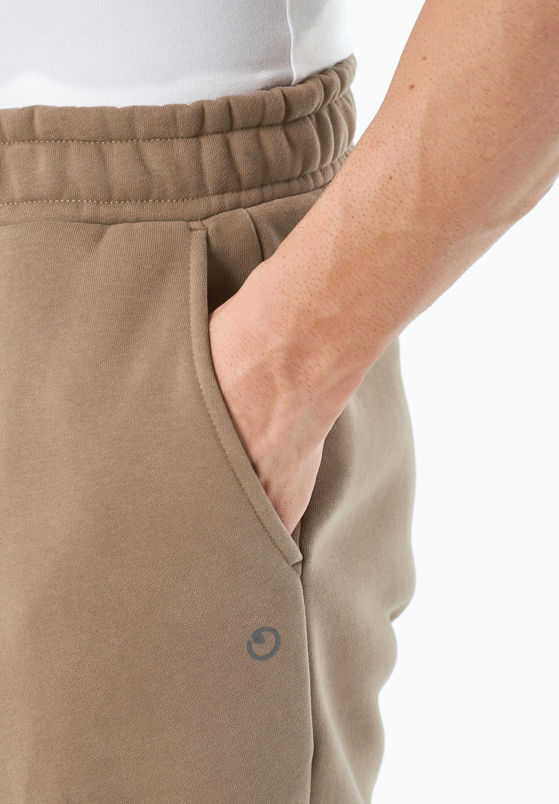 PARKERR | Essentials Travel Unisex Jogginghose aus Bio-Baumwolle & Recyceltem Polyester