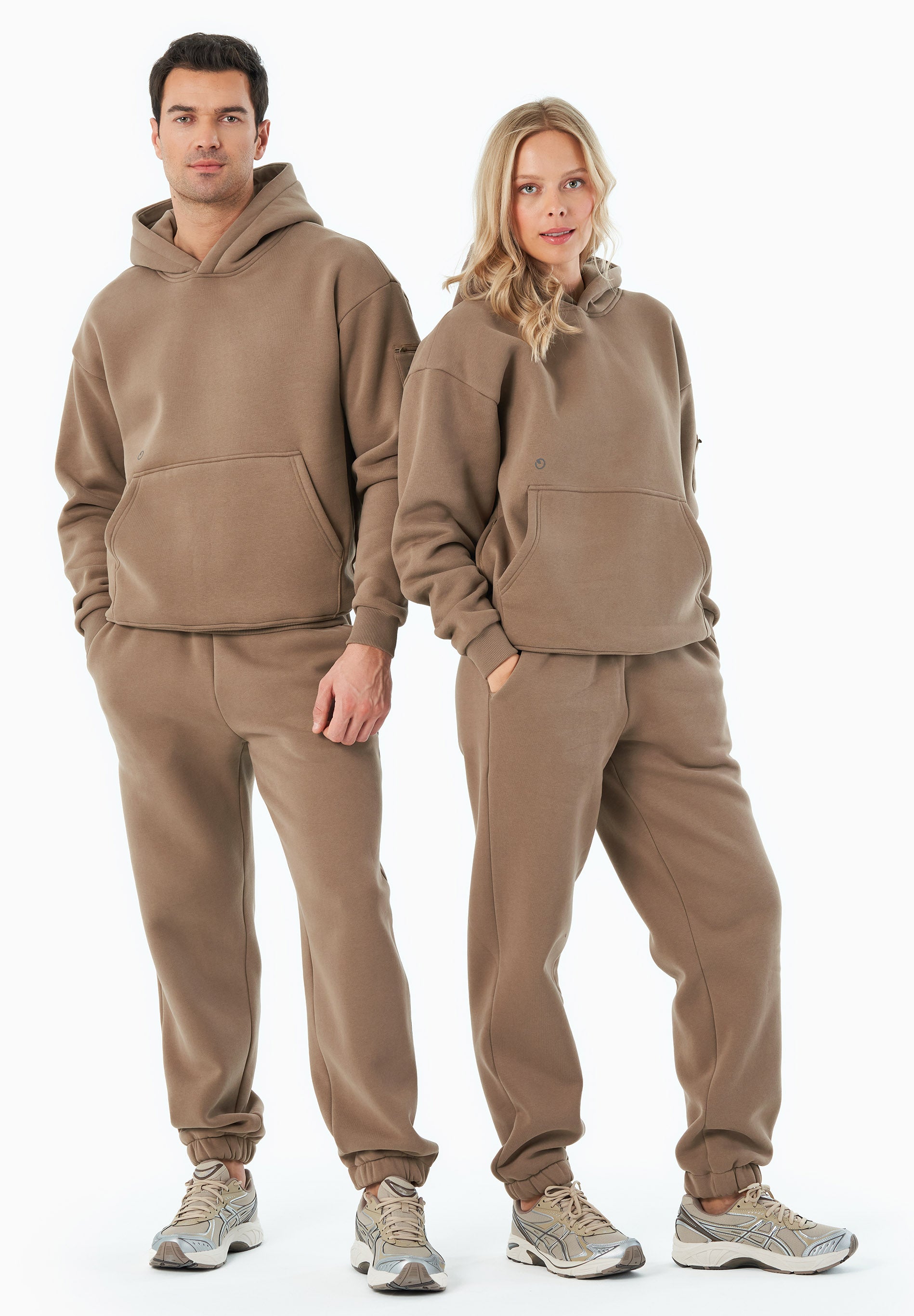 PARKERR | Essentials Travel Unisex Jogginghose aus Bio-Baumwolle & Recyceltem Polyester