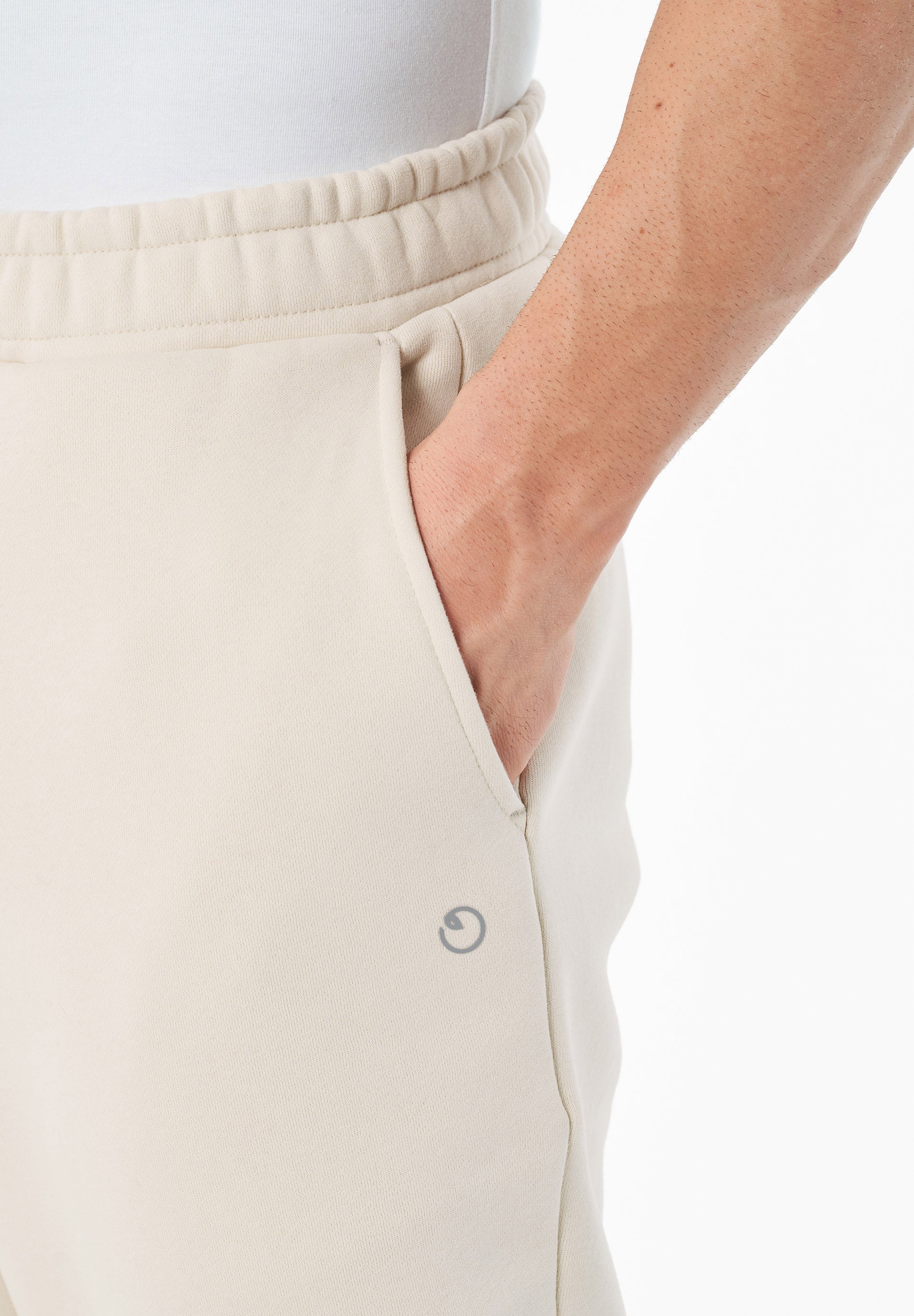 PARKERR | Essentials Travel Unisex Jogginghose aus Bio-Baumwolle & Recyceltem Polyester