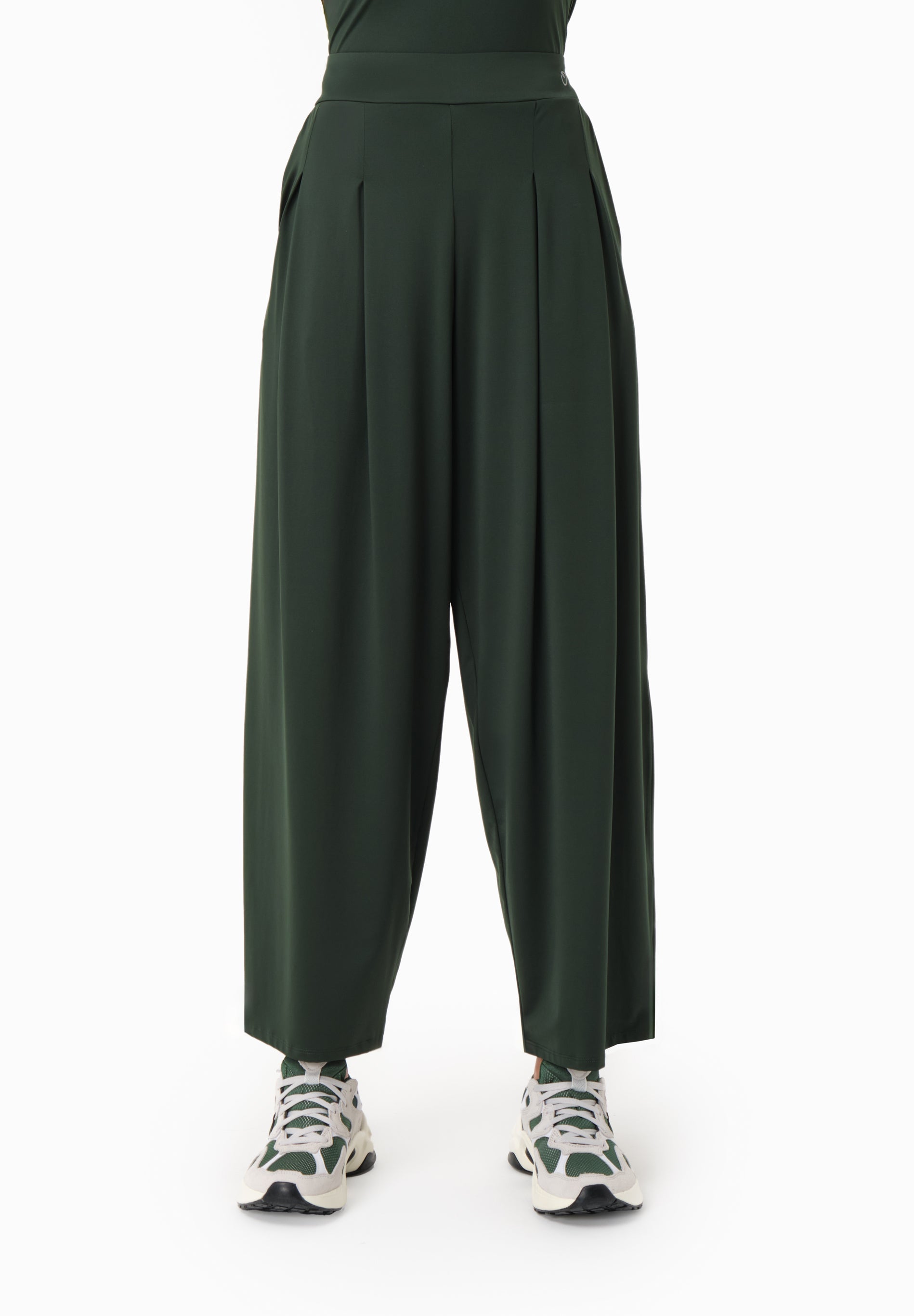 PEENY | Weit geschnittene Hose aus recyceltem Polyamid