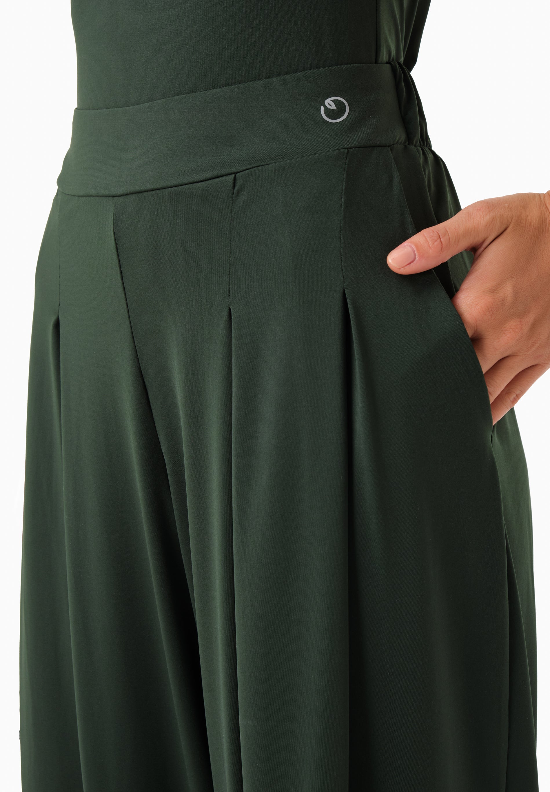 PEENY | Weit geschnittene Hose aus recyceltem Polyamid