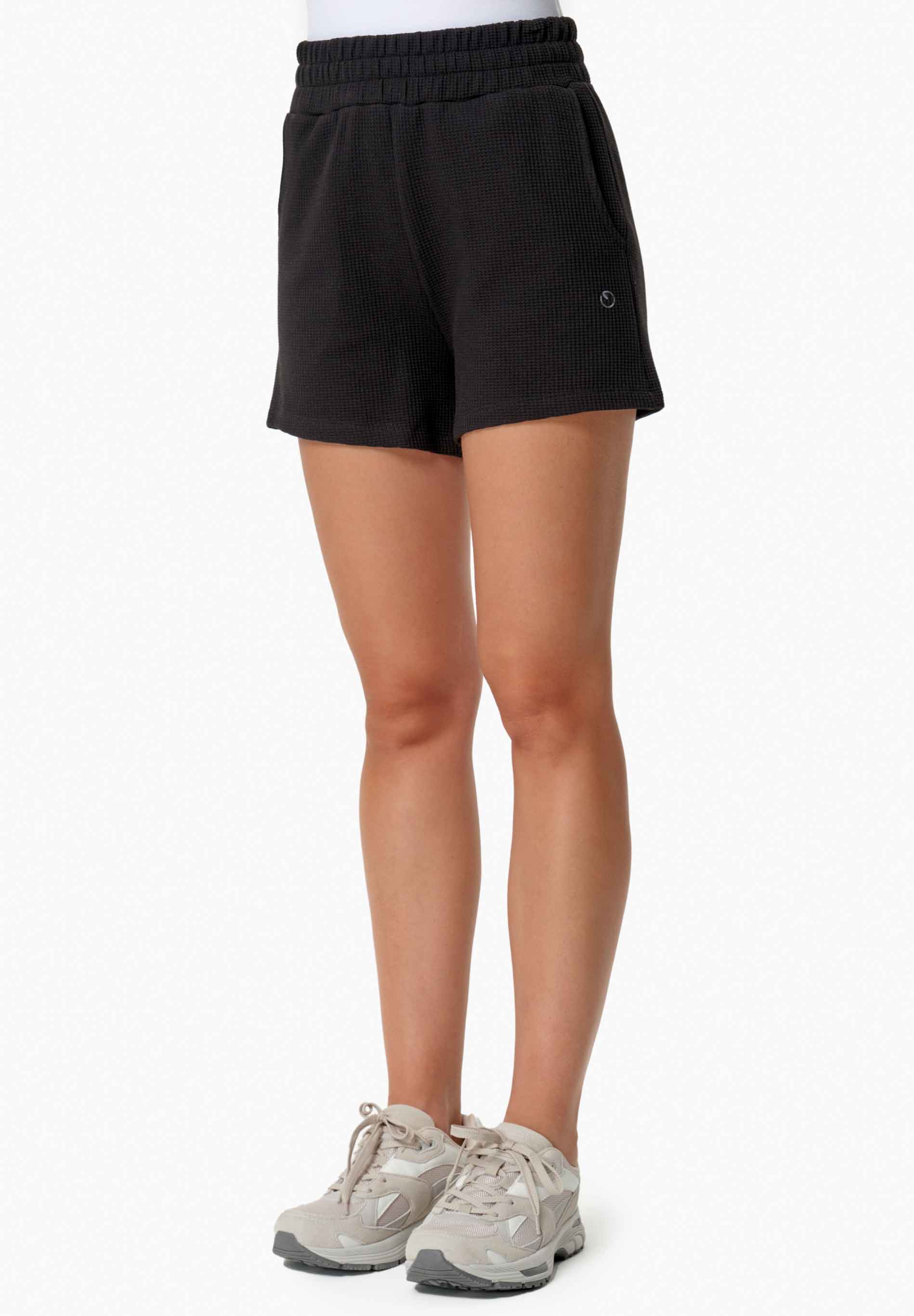 SAVANNA | Waffel Shorts aus Bio-Baumwolle und recyceltem Polyester