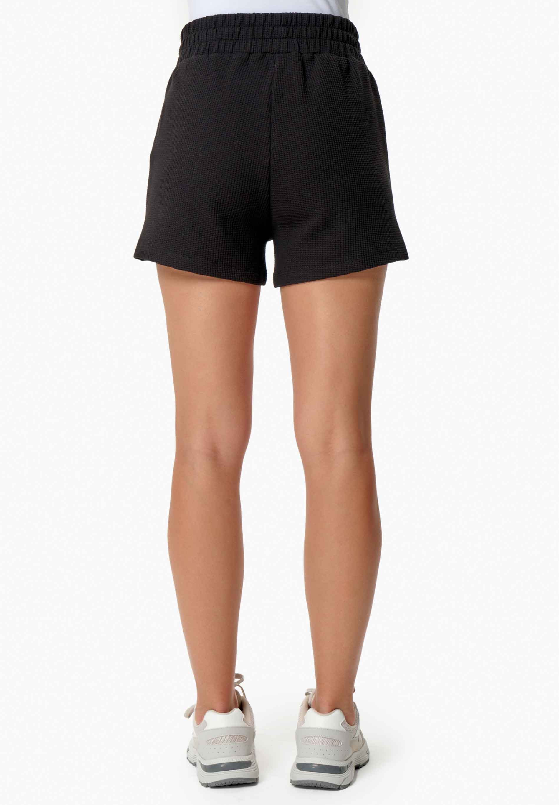 SAVANNA | Waffel Shorts aus Bio-Baumwolle und recyceltem Polyester