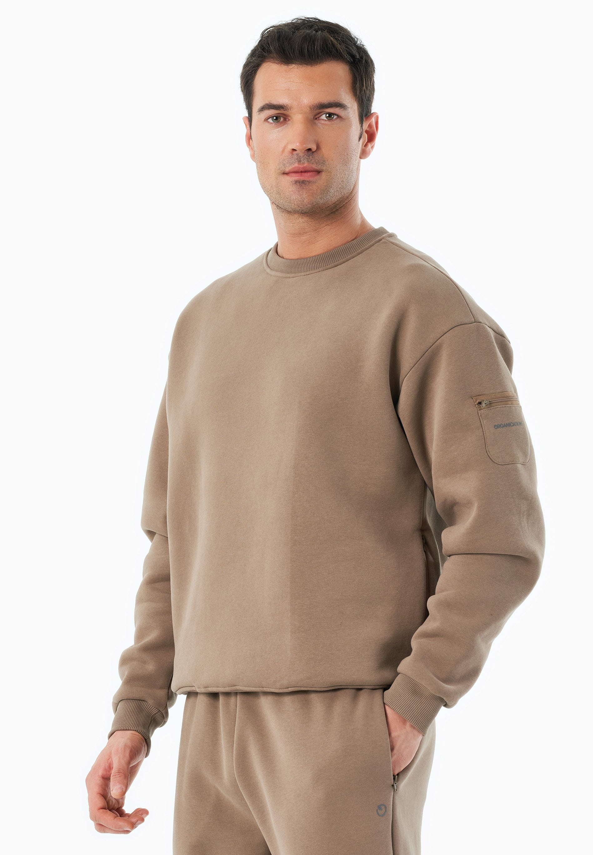 SAYLORR | Essentials Travel Unisex Sweatshirt aus Bio-Baumwolle und recyceltem Polyester