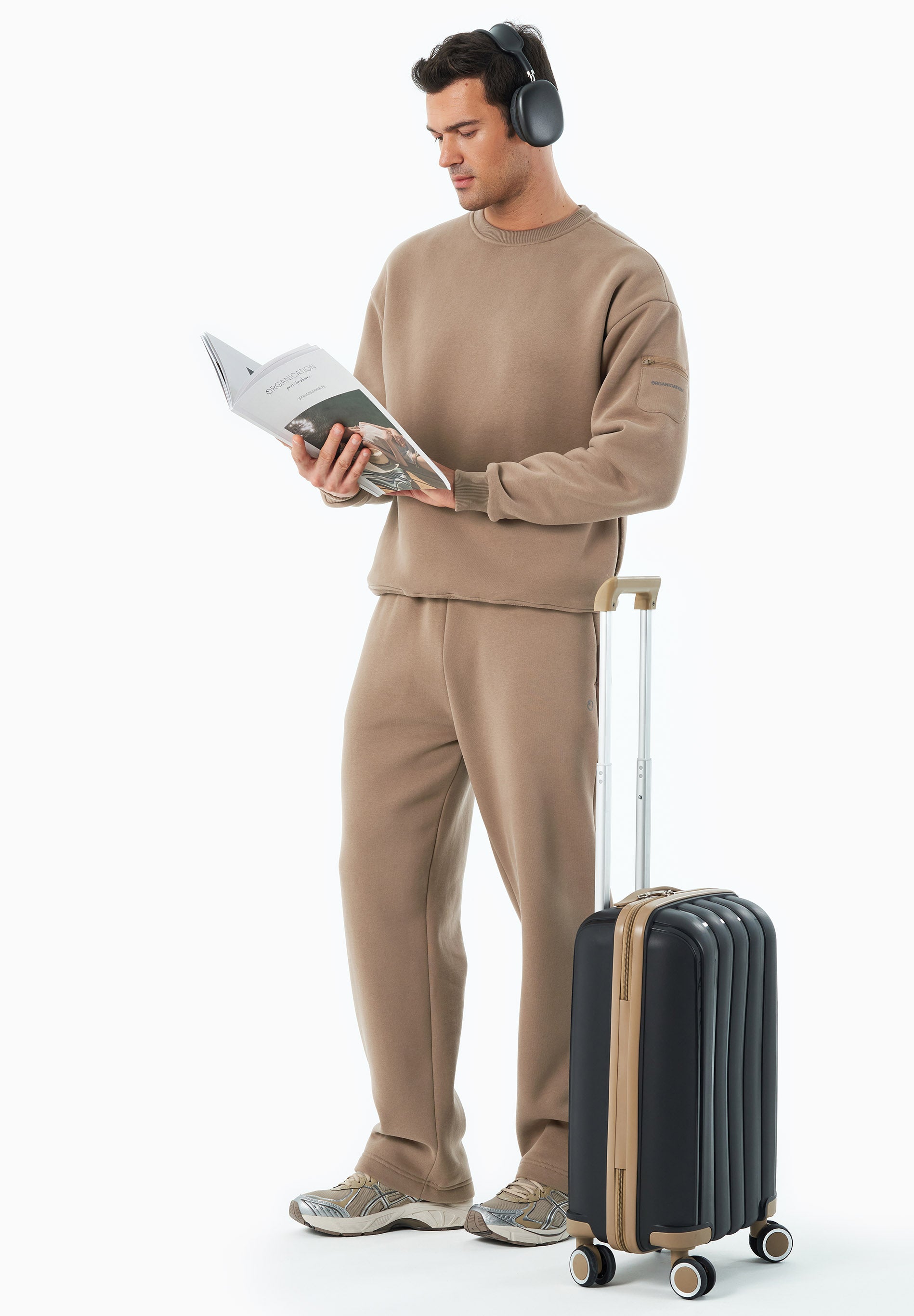 SAYLORR | Essentials Travel Unisex Sweatshirt aus Bio-Baumwolle und recyceltem Polyester