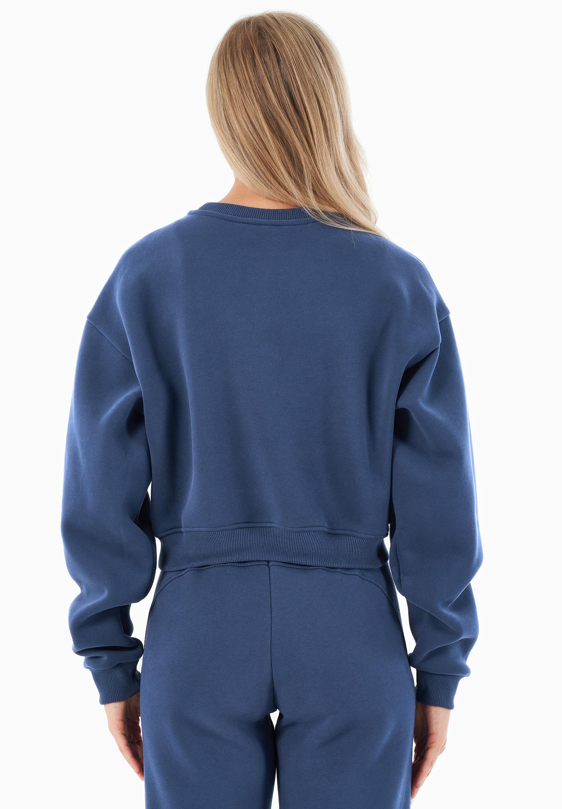 SILLIVIA | Essentials Travel Crop-Sweatshirt aus Bio-Baumwolle und recyceltem Polyester
