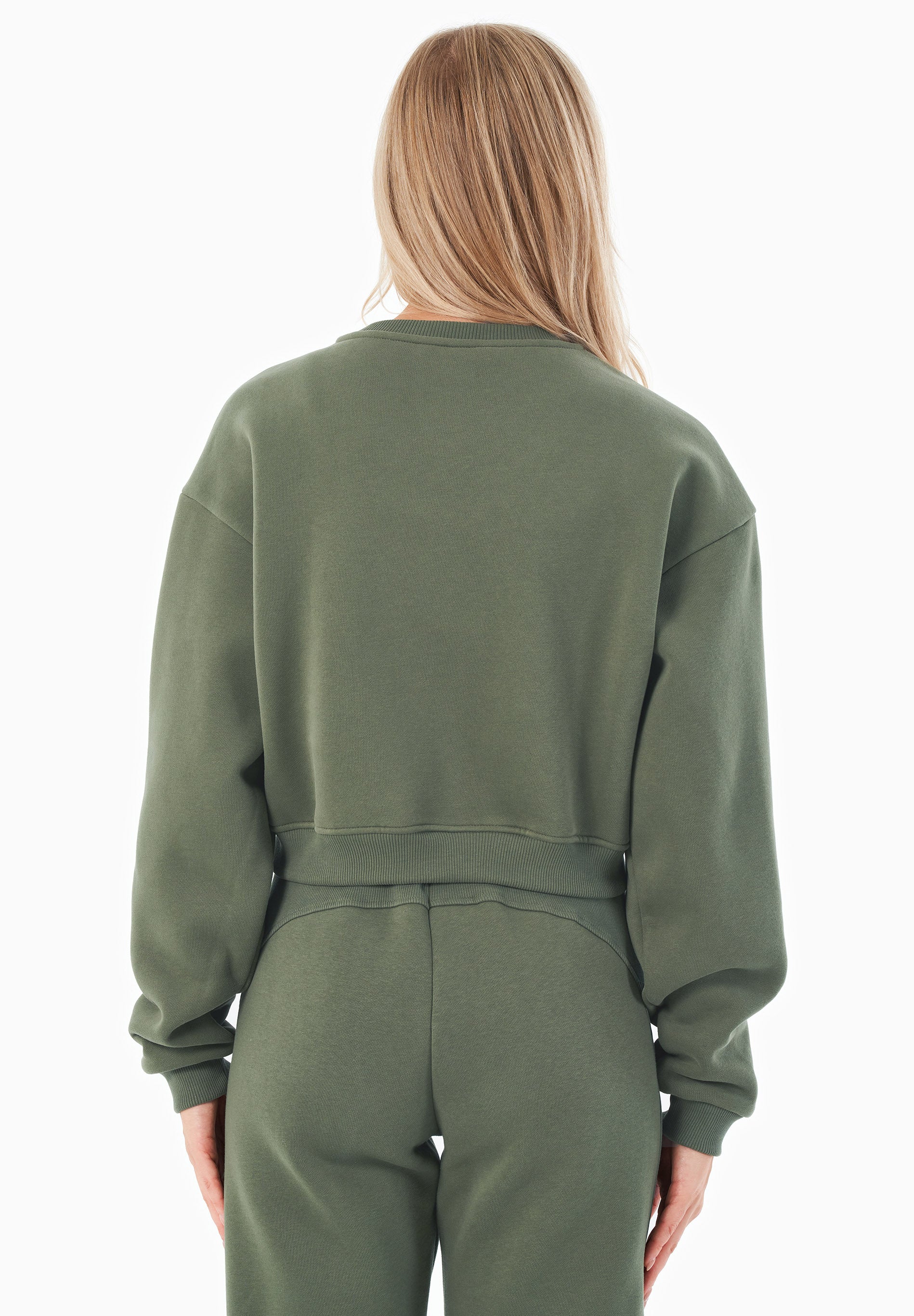 SILLIVIA | Essentials Travel Crop-Sweatshirt aus Bio-Baumwolle und recyceltem Polyester