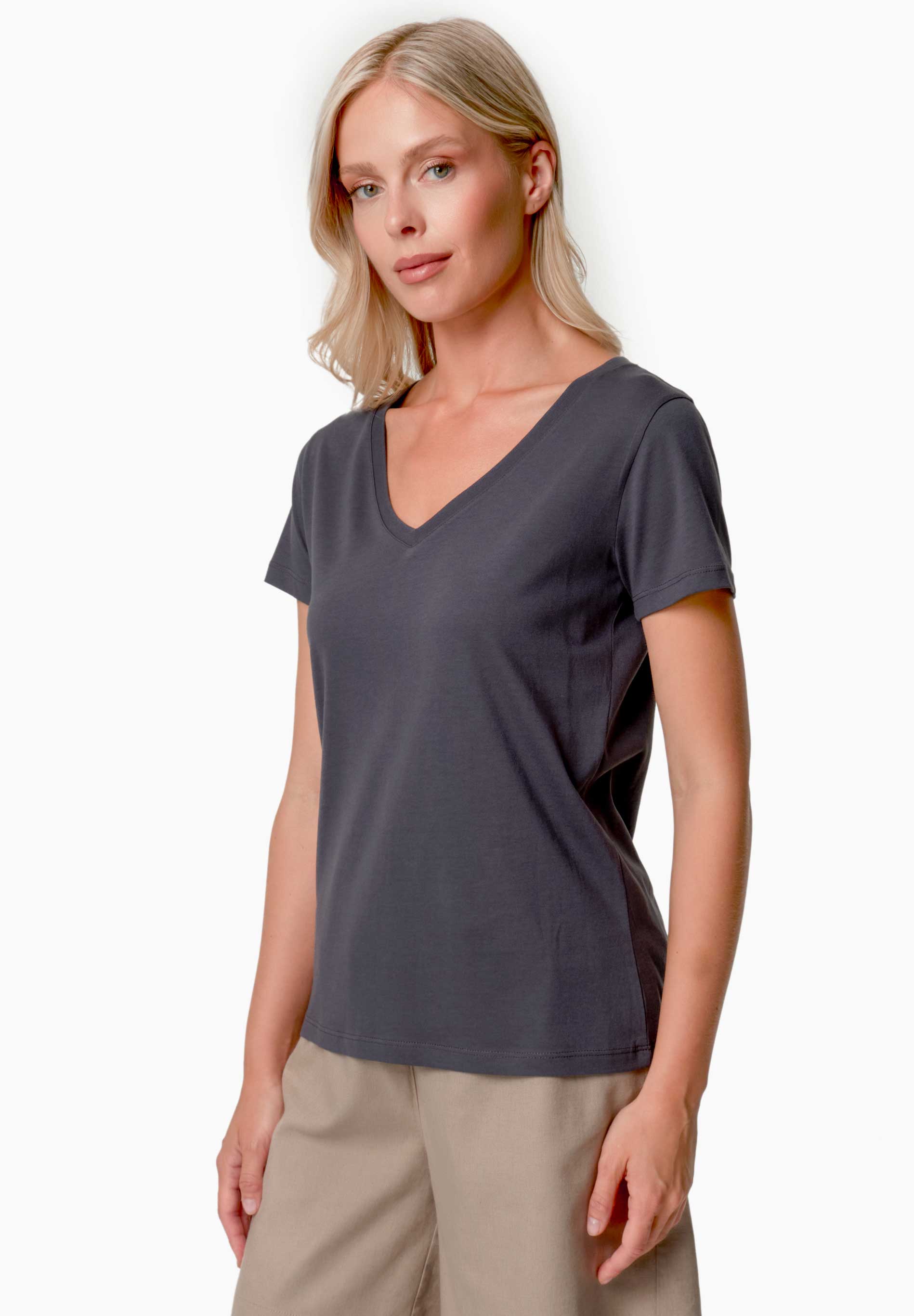 TAMARRA | T-Shirt aus TENCEL™ Modal und Bio-Baumwolle mit V-Ausschnitt