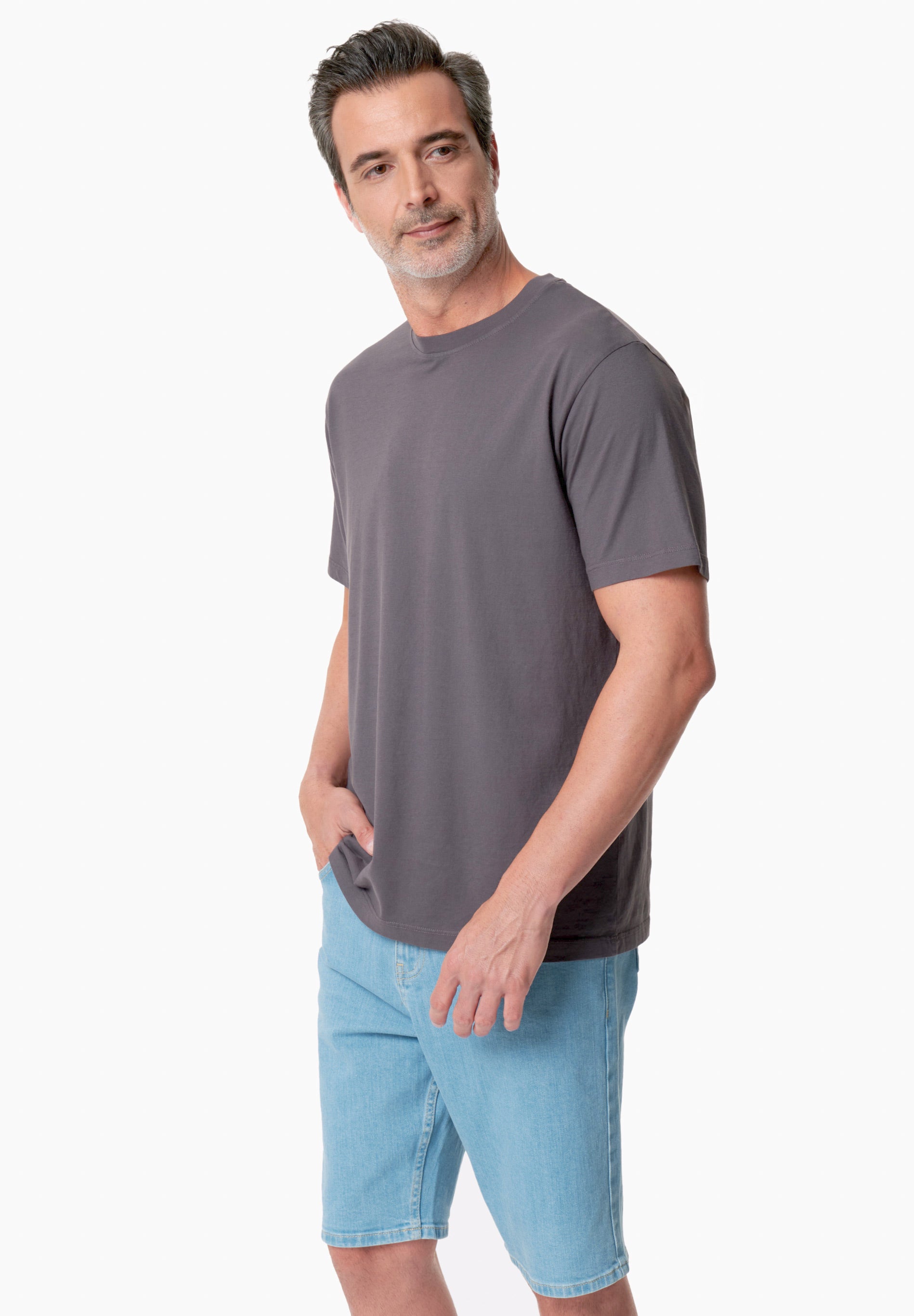 TAYLANN | Basic T-Shirt aus Bio-Baumwolle