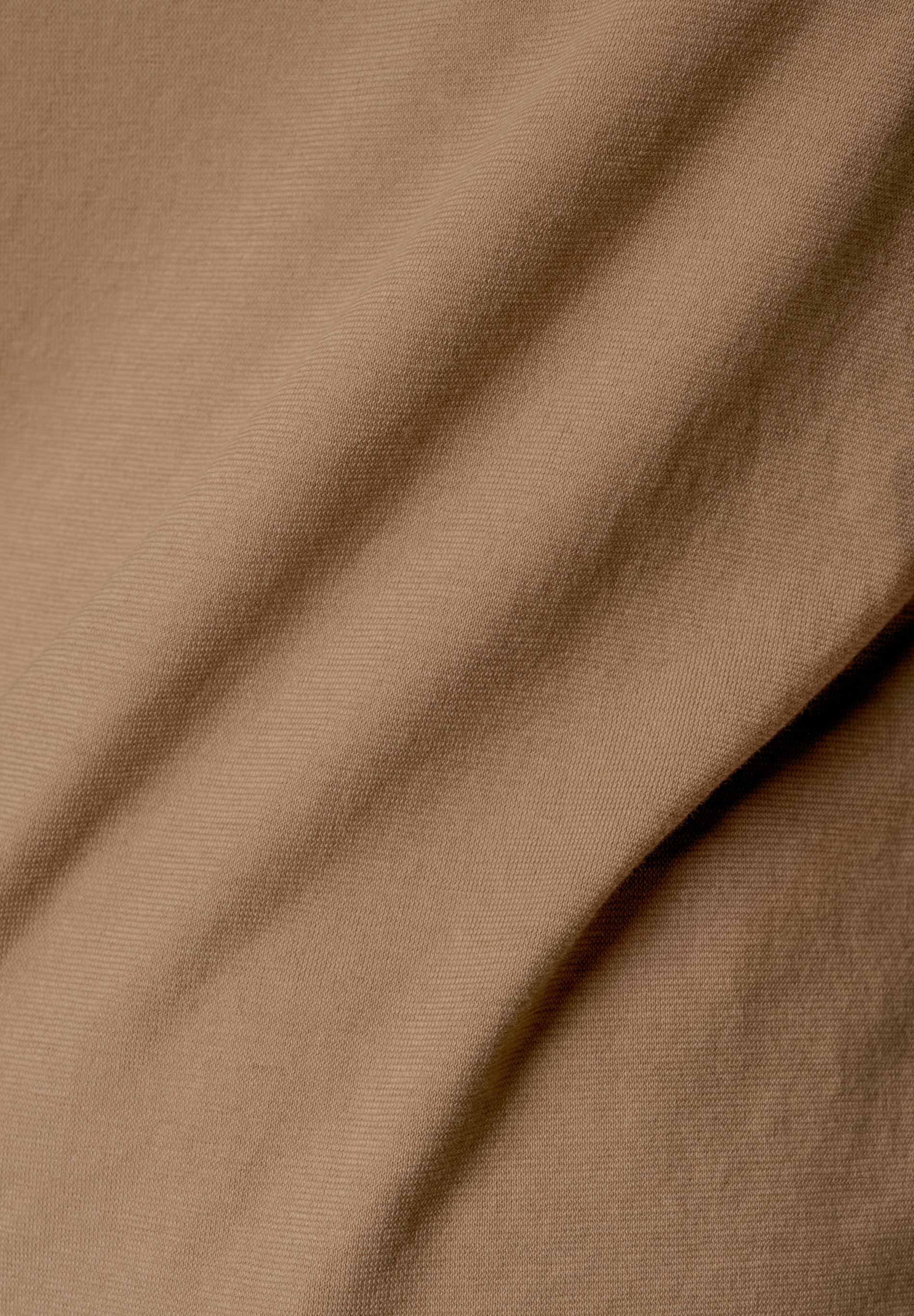 TESSA | Basic T-Shirt aus Bio-Baumwolle mit V-Ausschnitt
