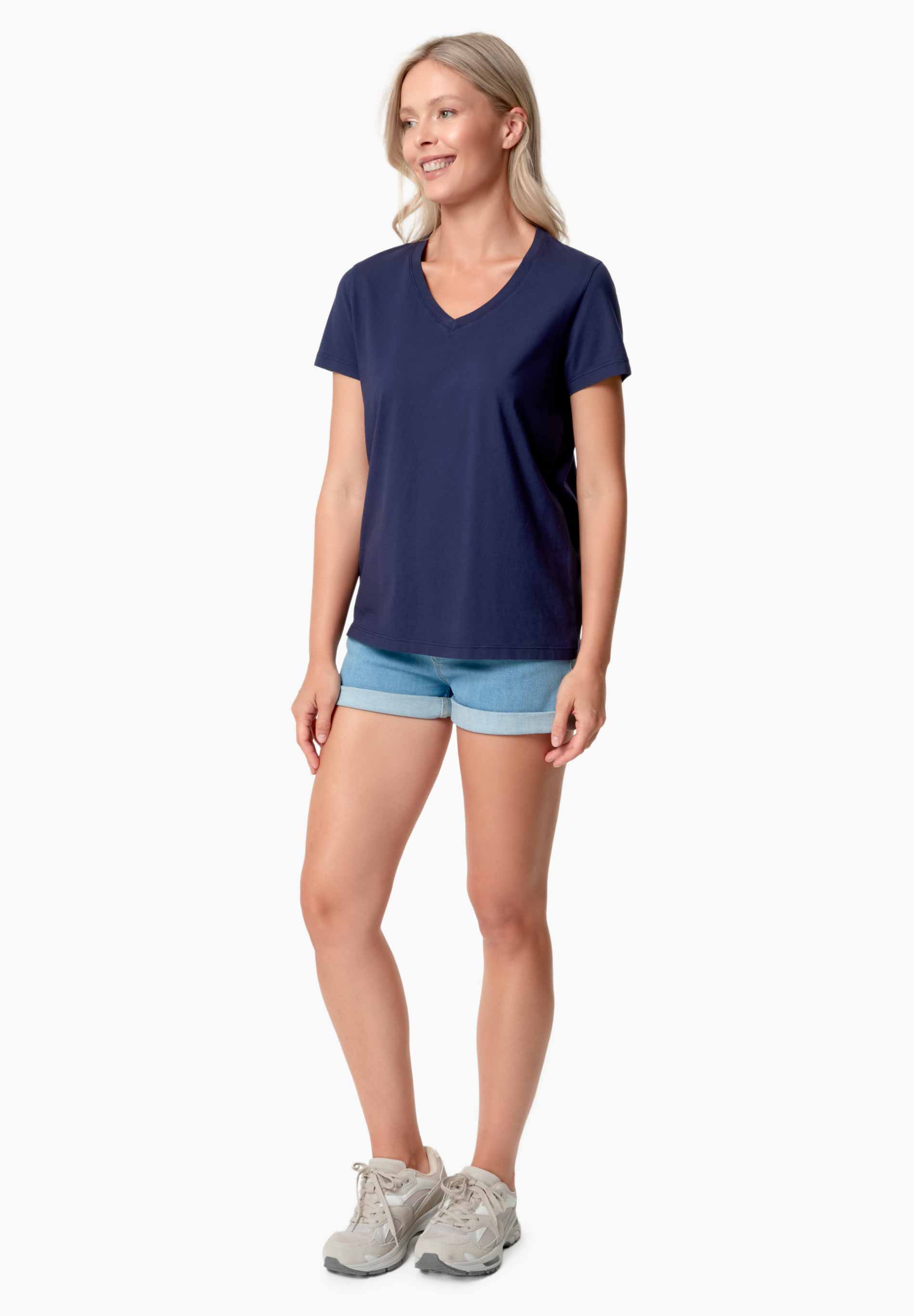 TESSA | Basic T-Shirt aus Bio-Baumwolle mit V-Ausschnitt