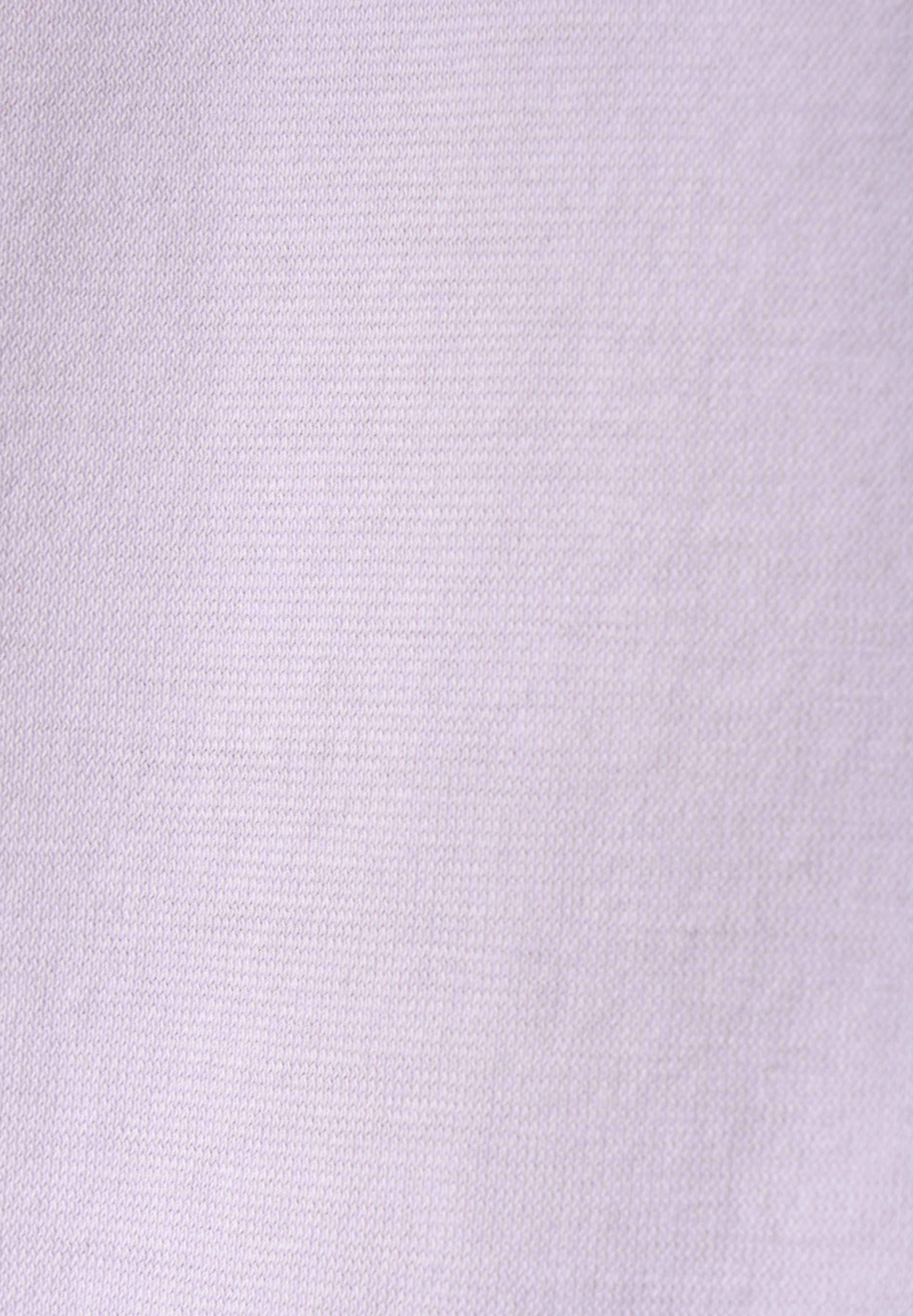 TESSA | Basic T-Shirt aus Bio-Baumwolle mit V-Ausschnitt