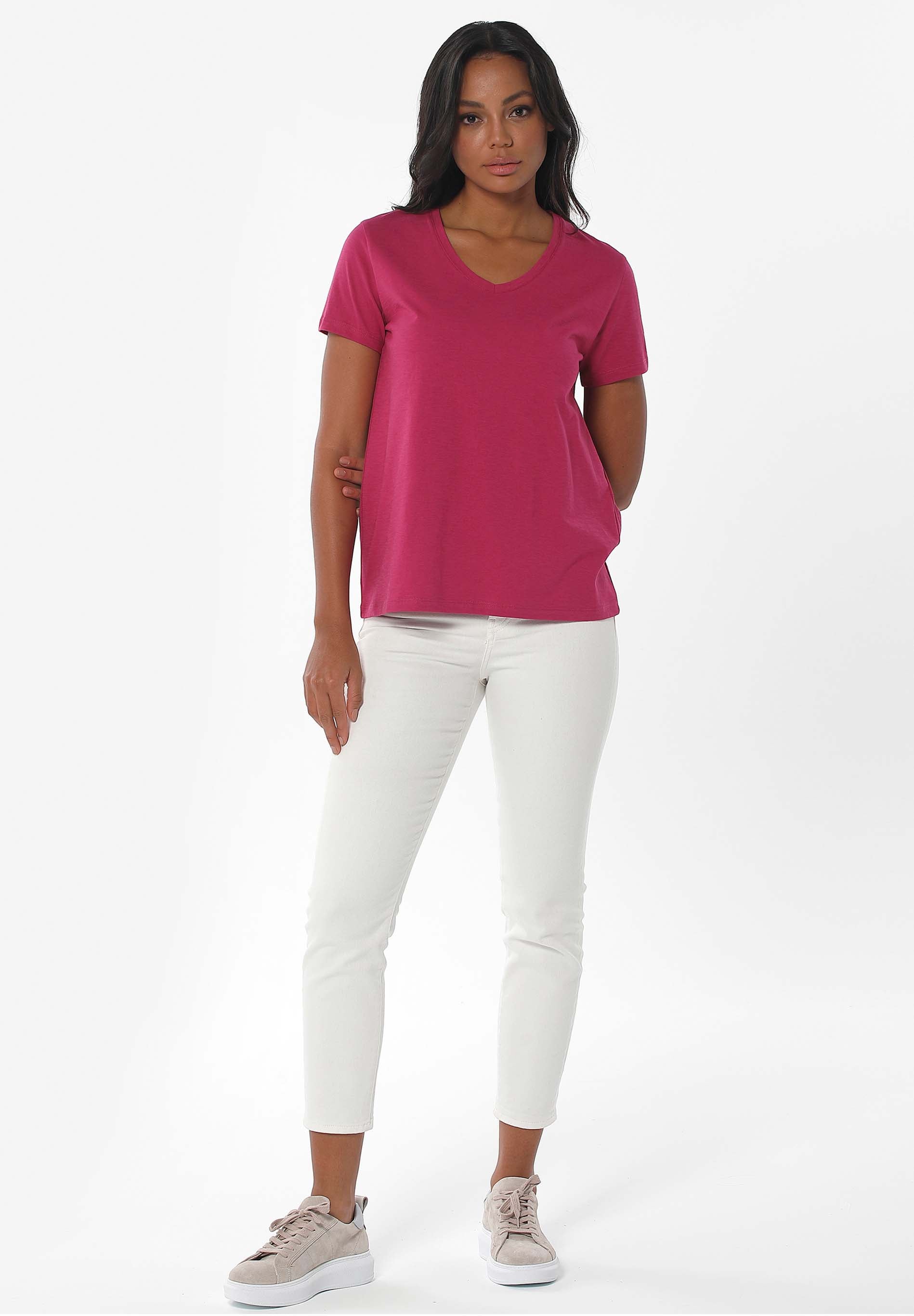 Basic T-Shirt aus Bio-Baumwolle mit V-Ausschnitt