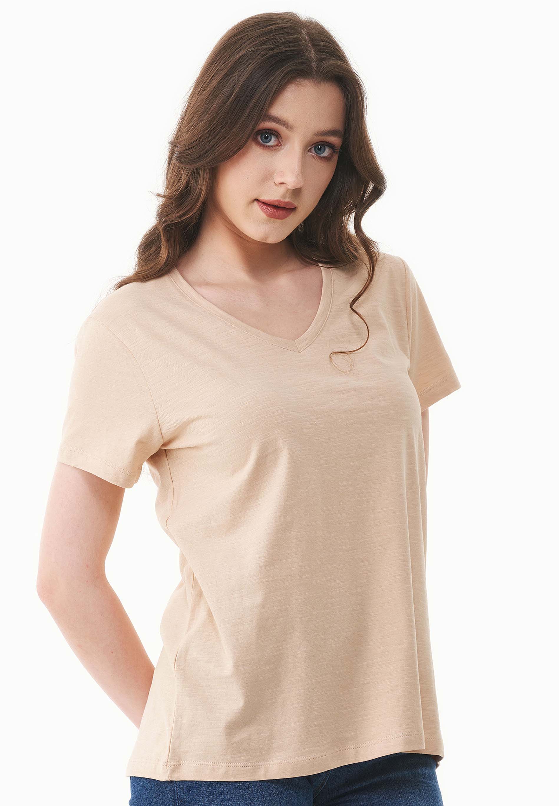 Basic T-Shirt aus Bio-Baumwolle mit V-Ausschnitt