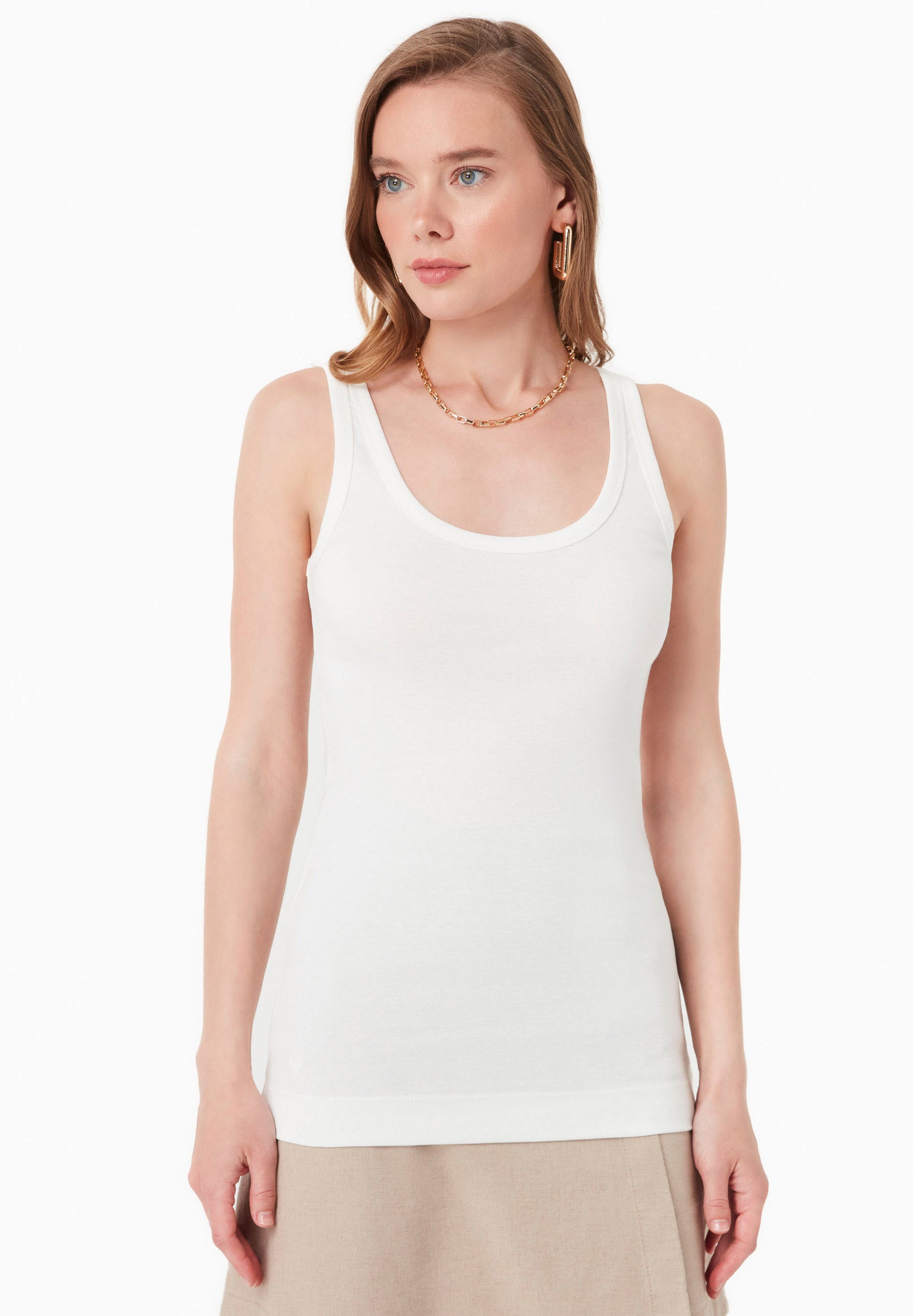 Geripptes Basic Top aus Bio-Baumwolle