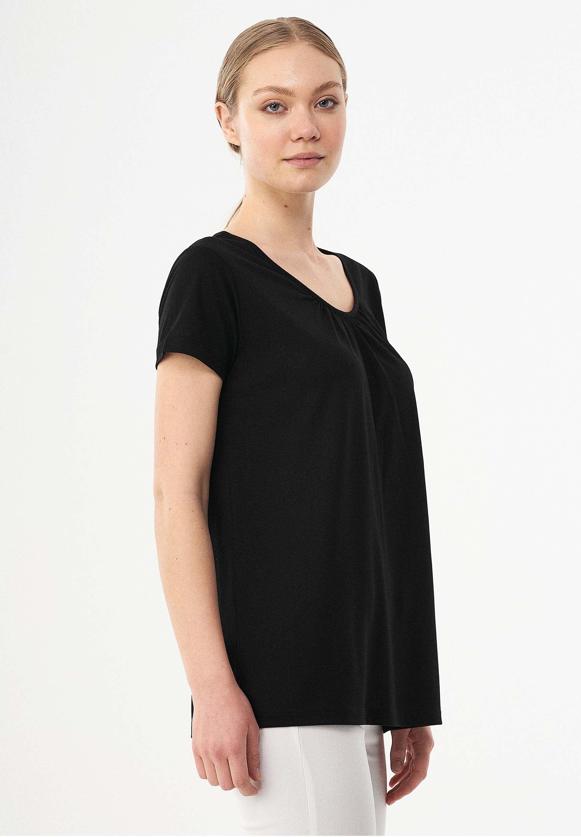 T-Shirt aus REPREVE® und LENZING™ ECOVERO™