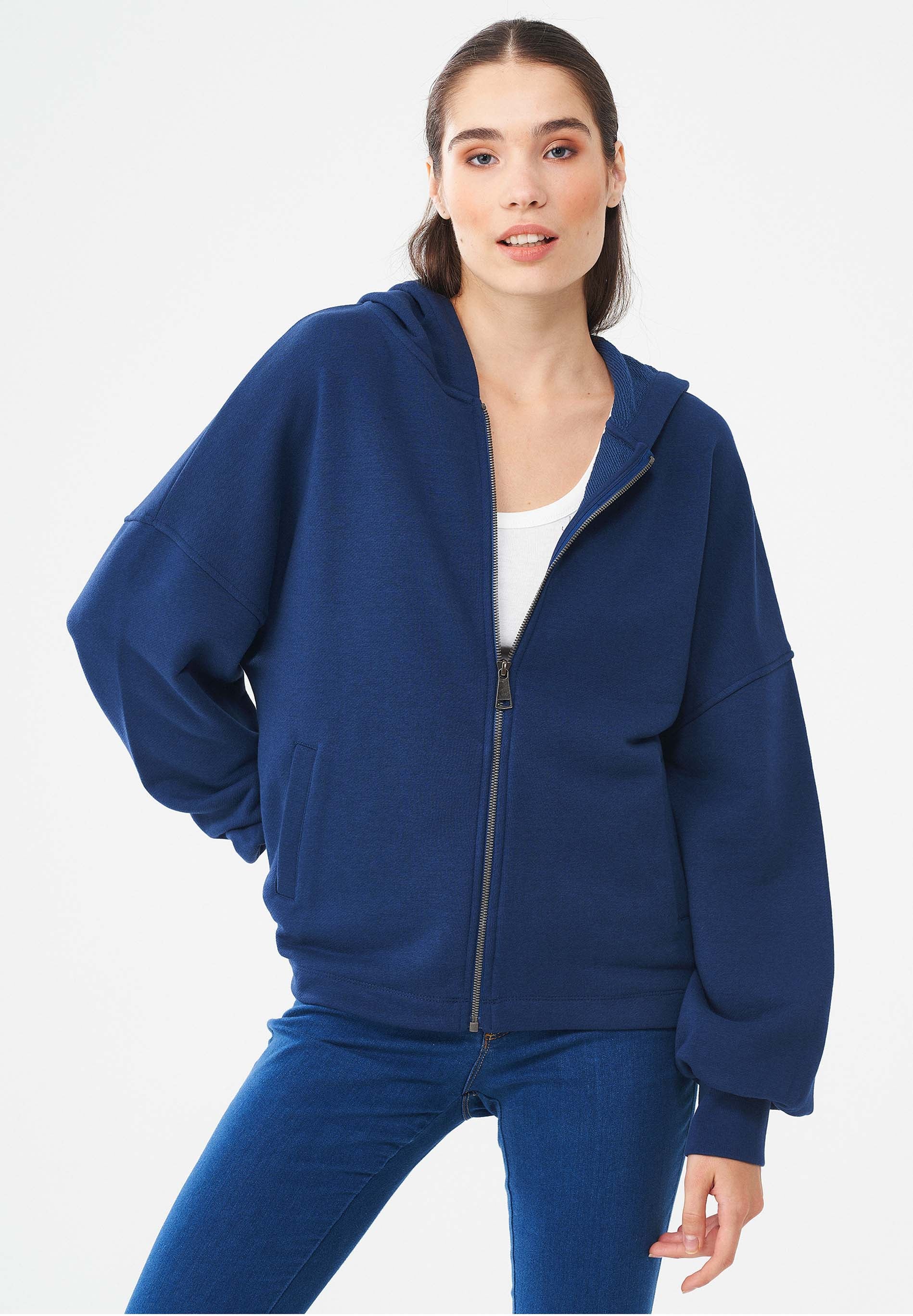 Sweatjacke aus Bio-Baumwolle & Modal mit recyceltem Polyester