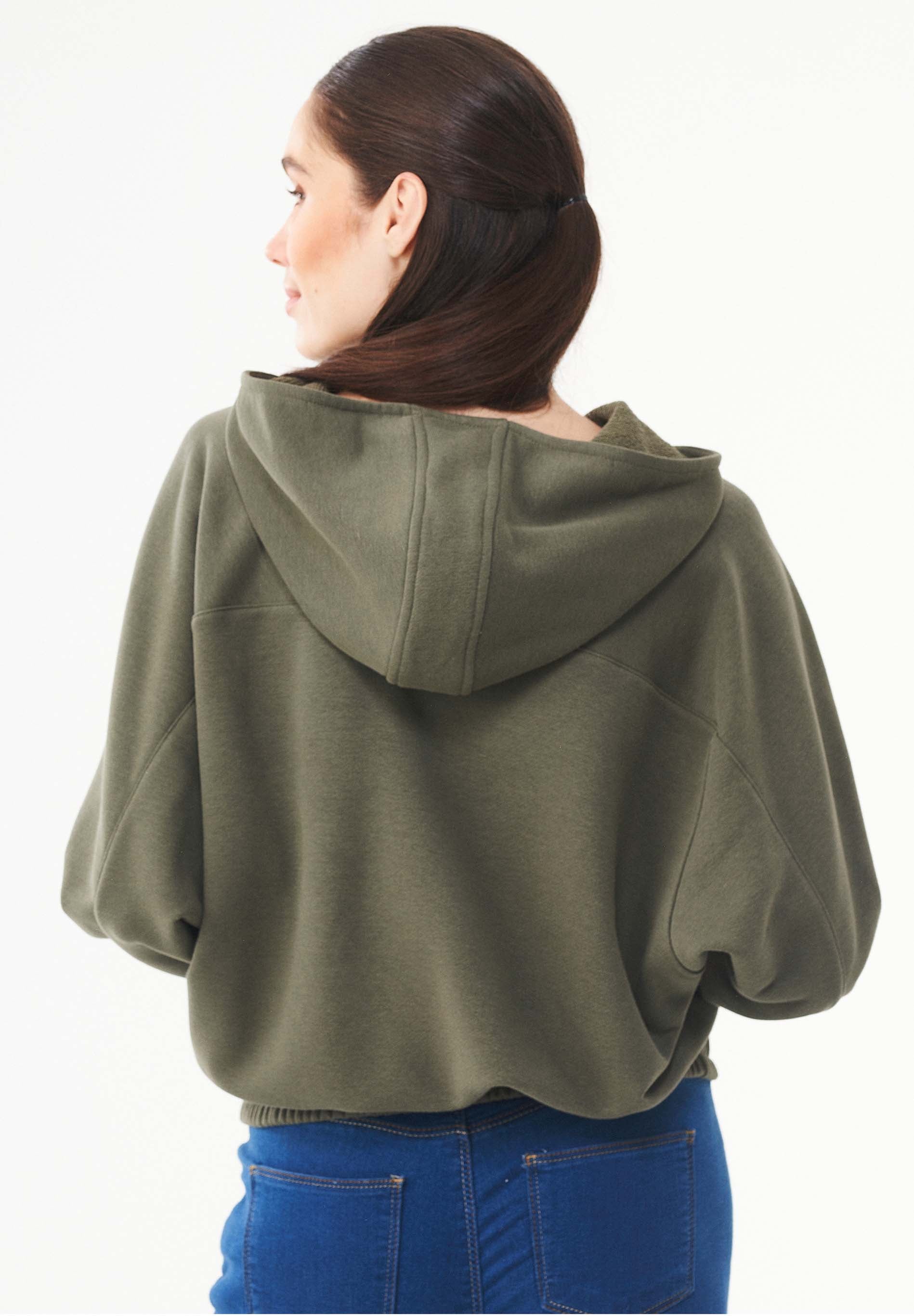Kapuzenpullover aus Bio-Baumwolle & Modal mit recyceltem Polyester