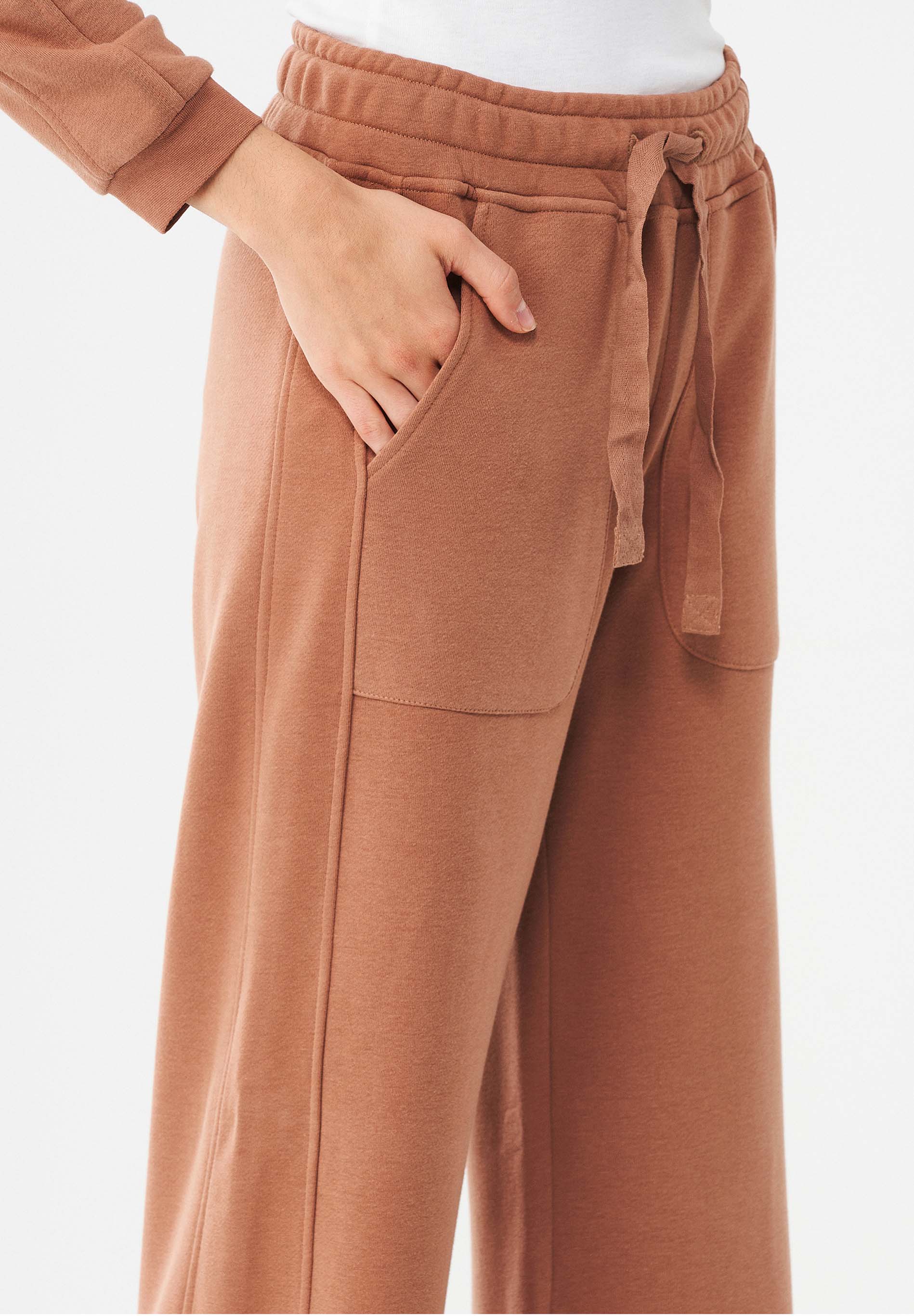 Sweathose aus Bio-Baumwolle & Modal mit recyceltem Polyester