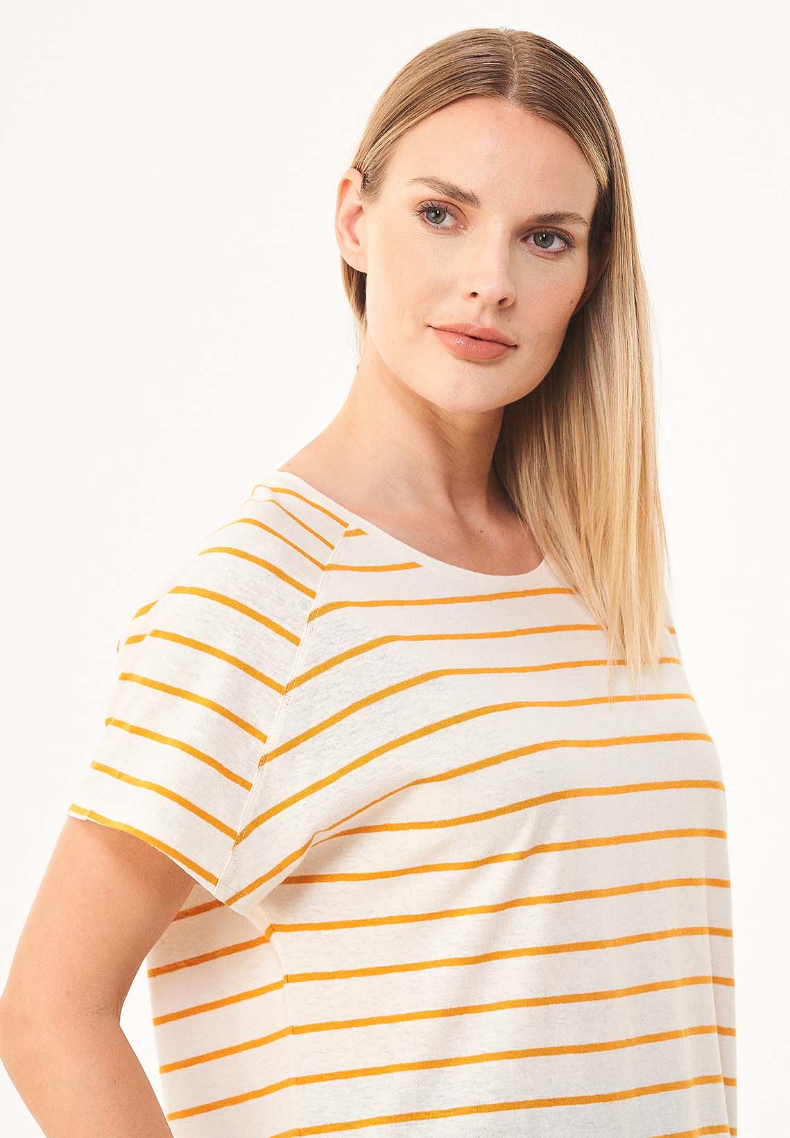 Gestreiftes T-Shirt aus Bio-Baumwolle und Leinen