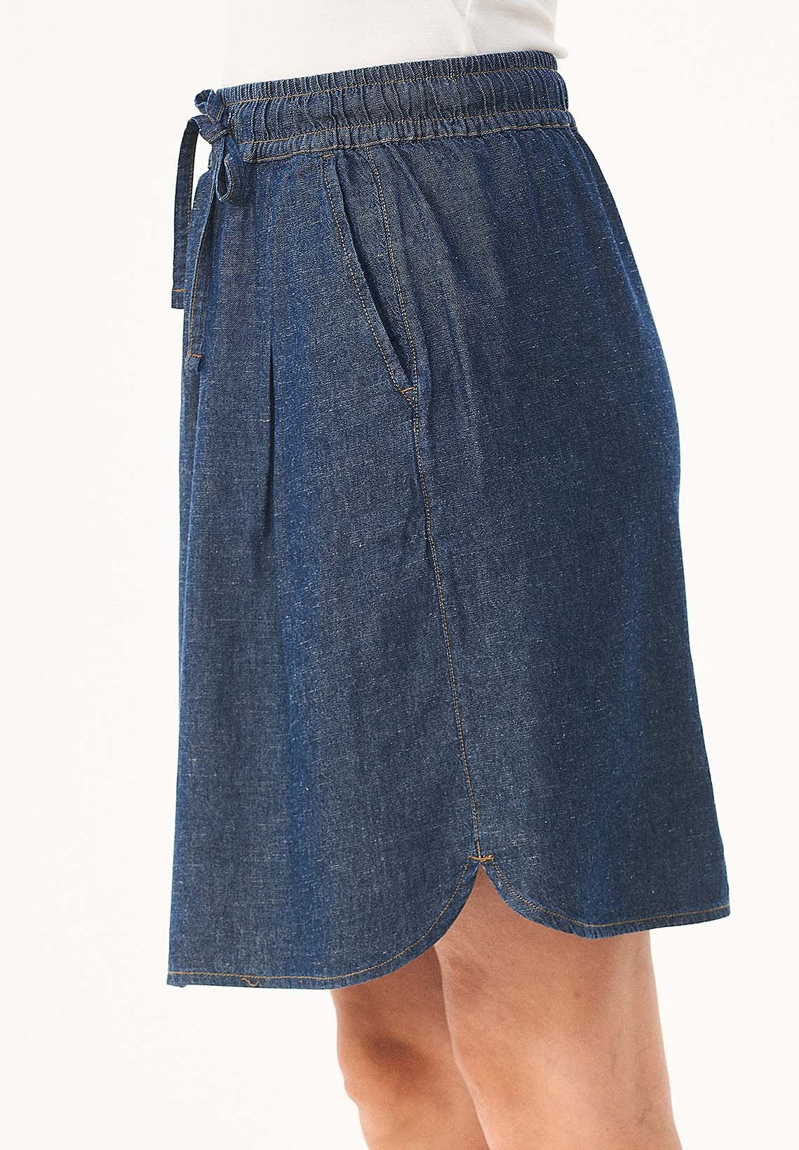 Denim-Rock aus Bio-Baumwolle und TENCEL™ Lyocell mit Hanf